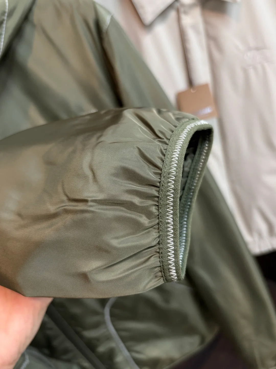 Women's Jackets And Down Jackets MONCLER 18157297