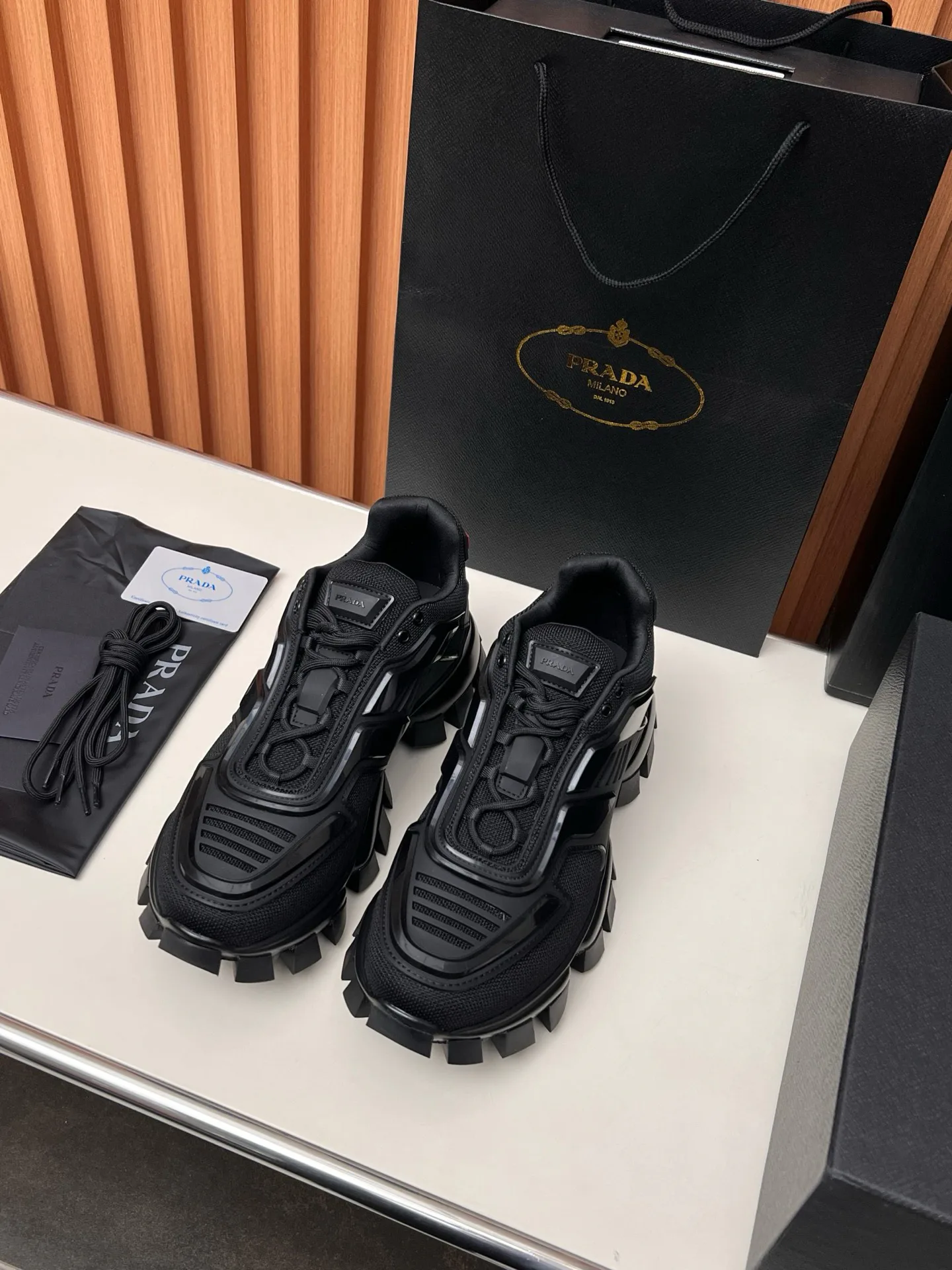 Women's Sneakers PRADA 17955145