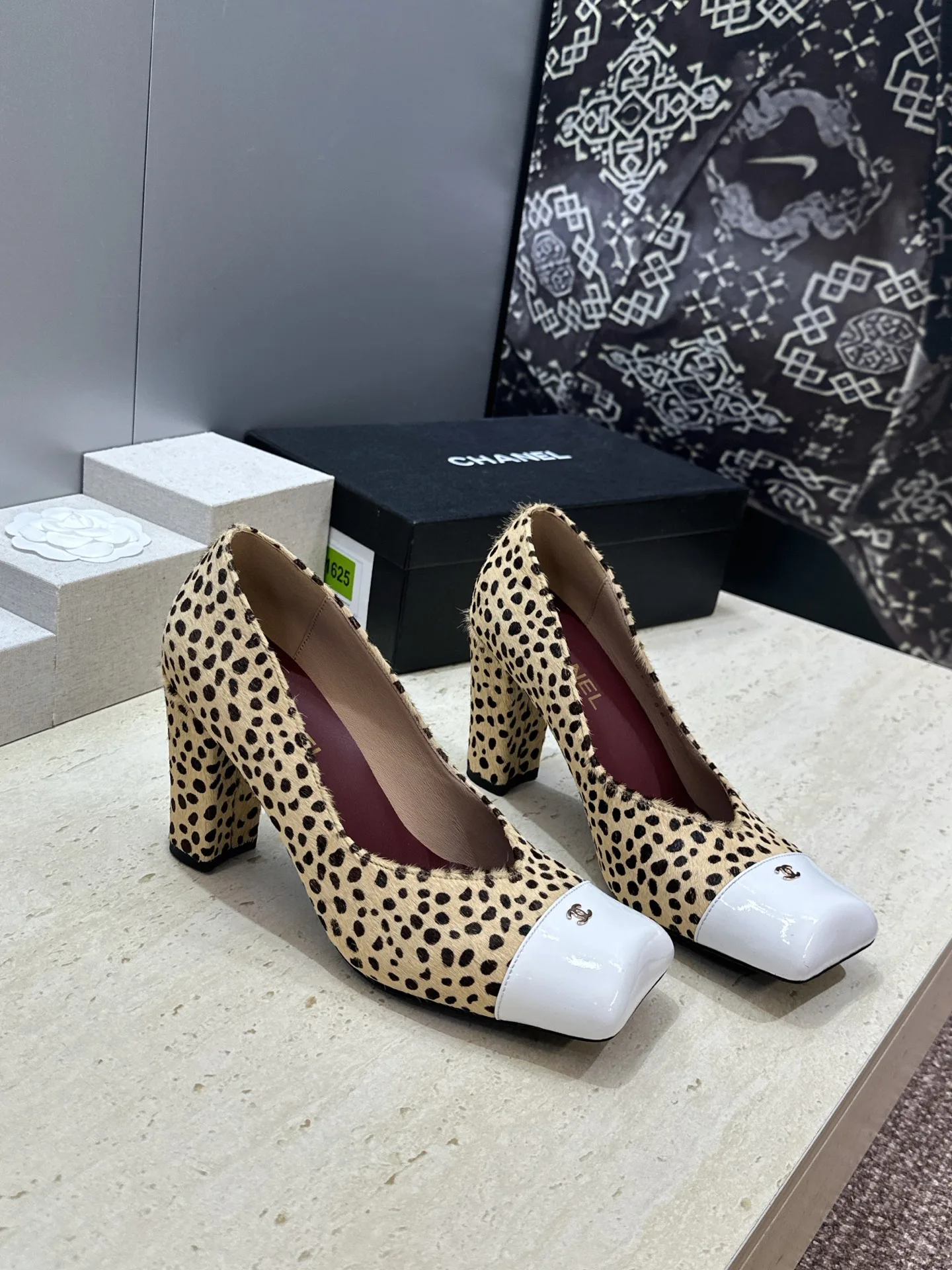 Women's Heels CHANEL 17174060