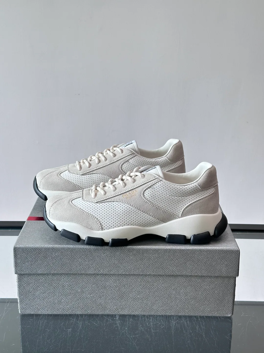 Men's Sneakers PRADA 17384650