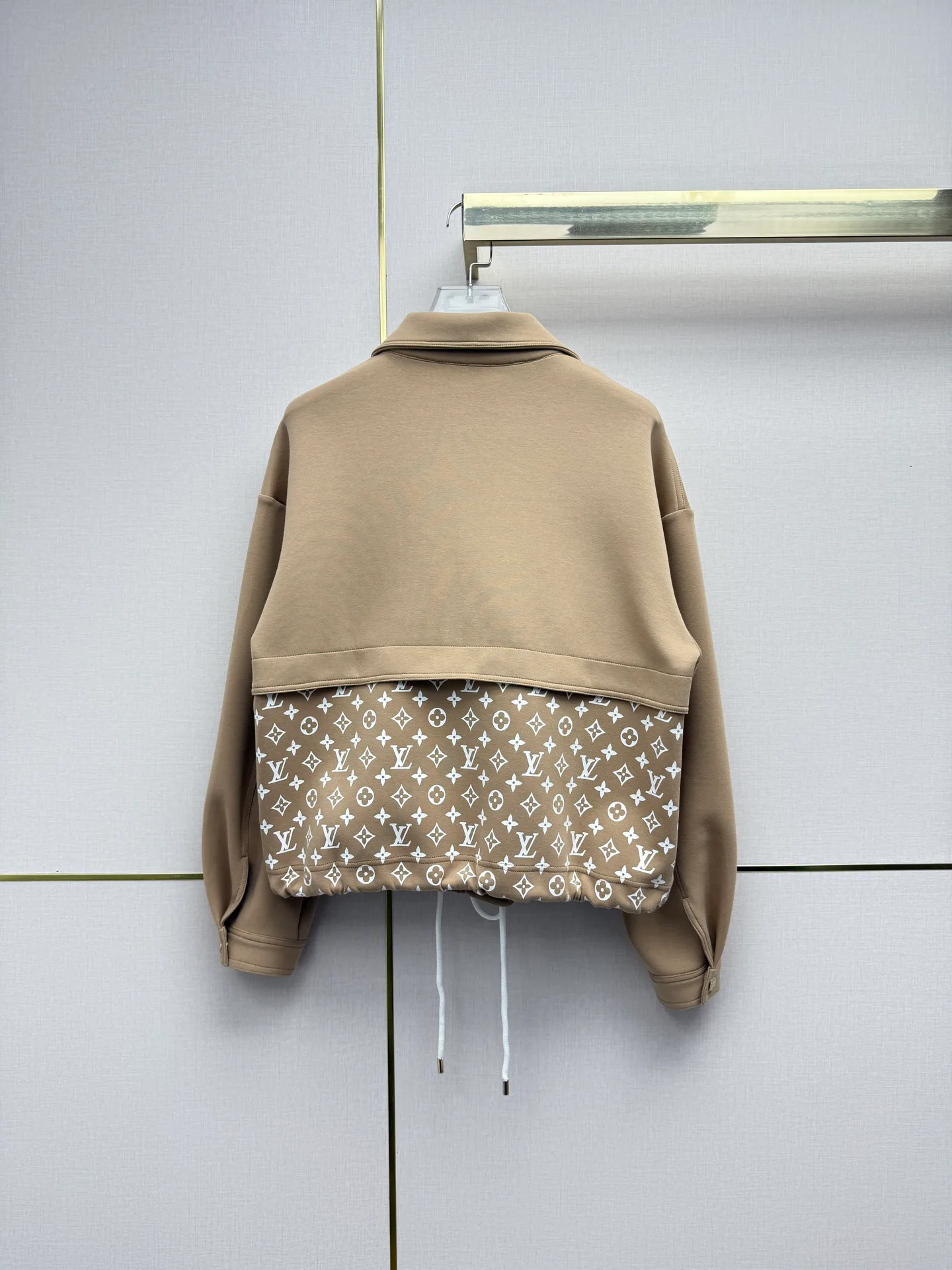 Women's Jackets And Down Jackets LOUIS VUITTON 17829227