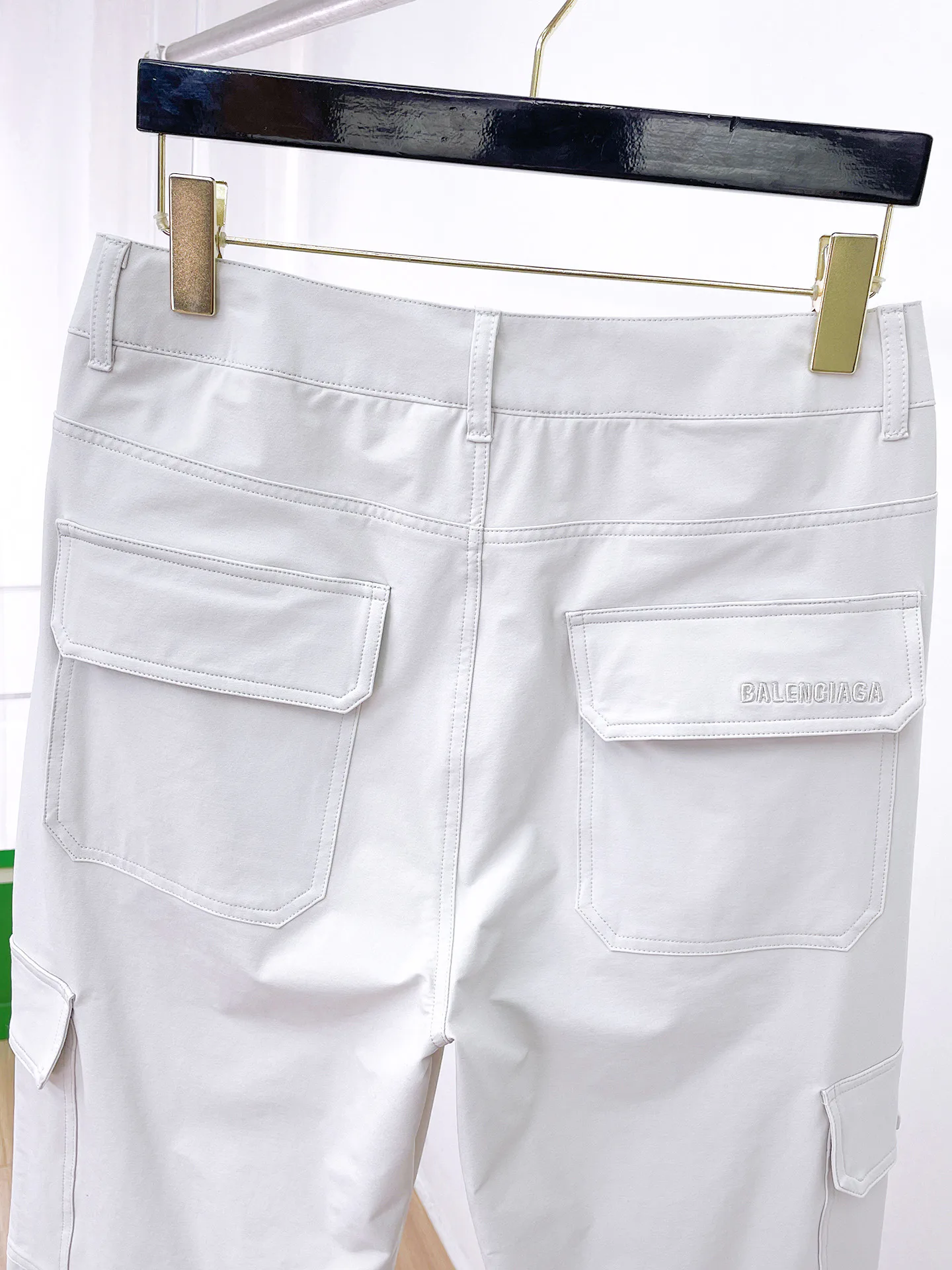 Men's Trousers BALENCIAGA 18197359