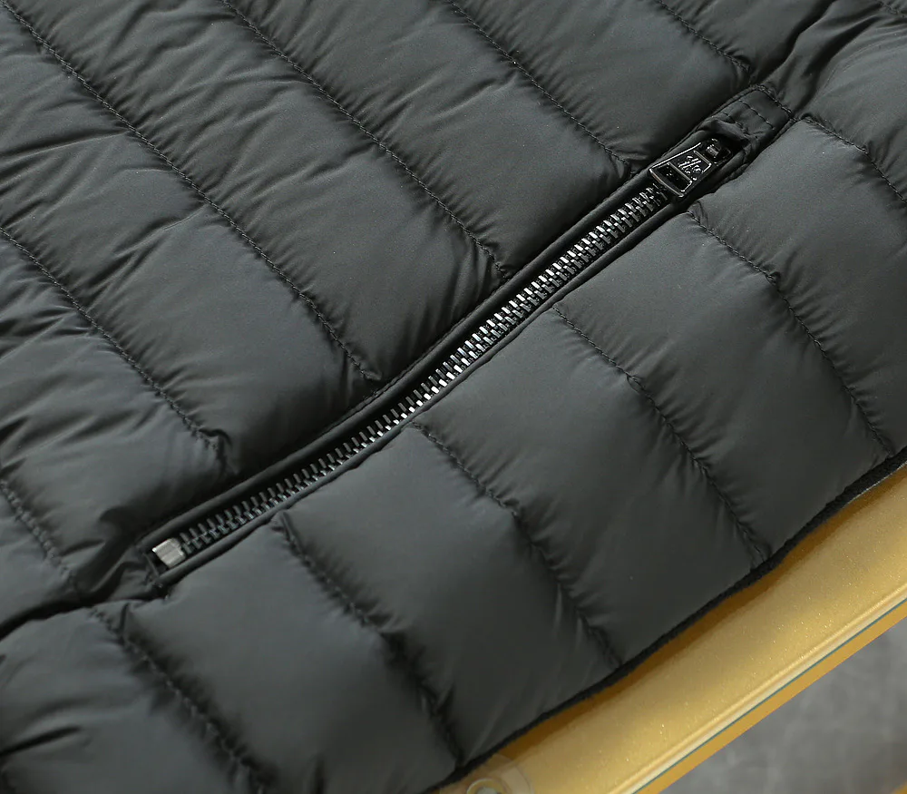 Men's Jackets And Down Jackets MONCLER 18366206