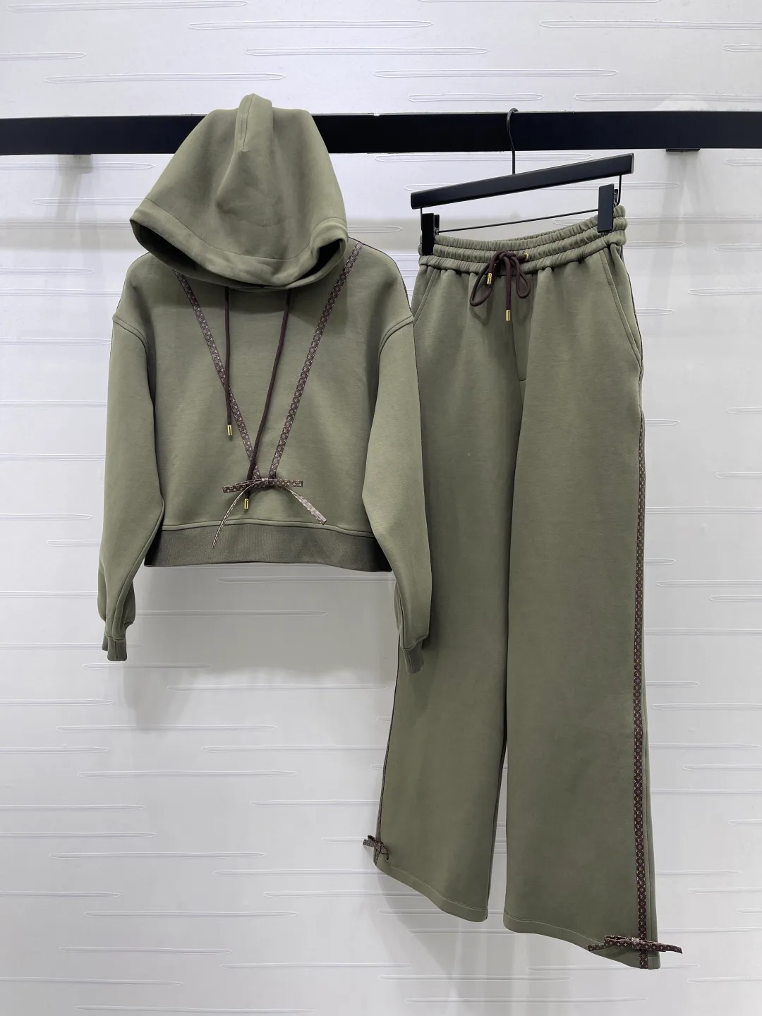 Women's Tracksuits LOUIS VUITTON 18038277