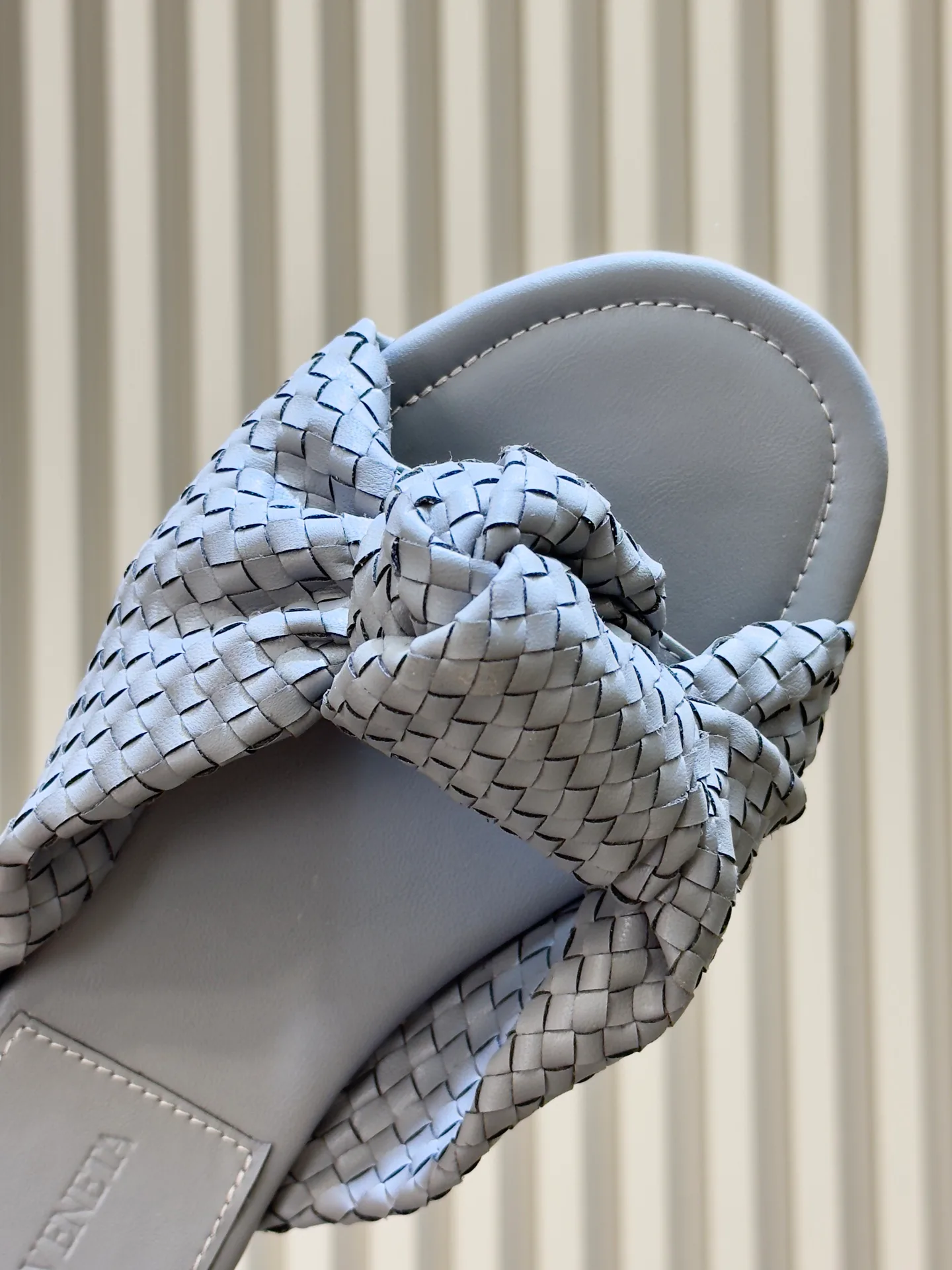 Women's Mules And Clogs BOTTEGA VENETA 18073352