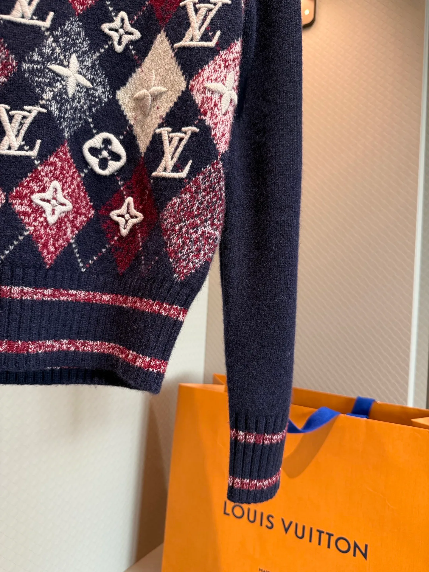 Women's Jumpers And Sweaters LOUIS VUITTON 18391954