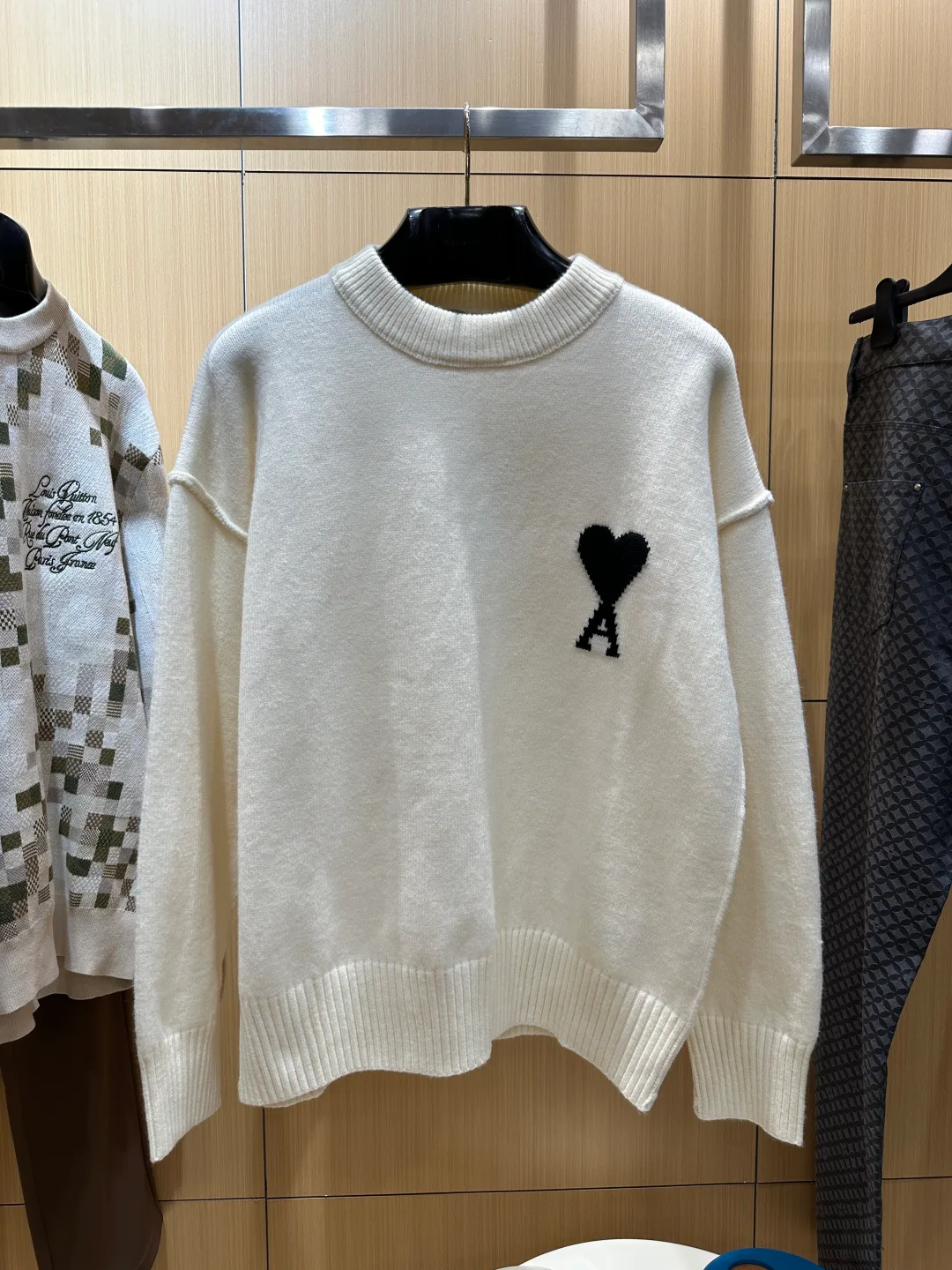 Men's Jumpers And Sweaters AMI PARIS 17802542