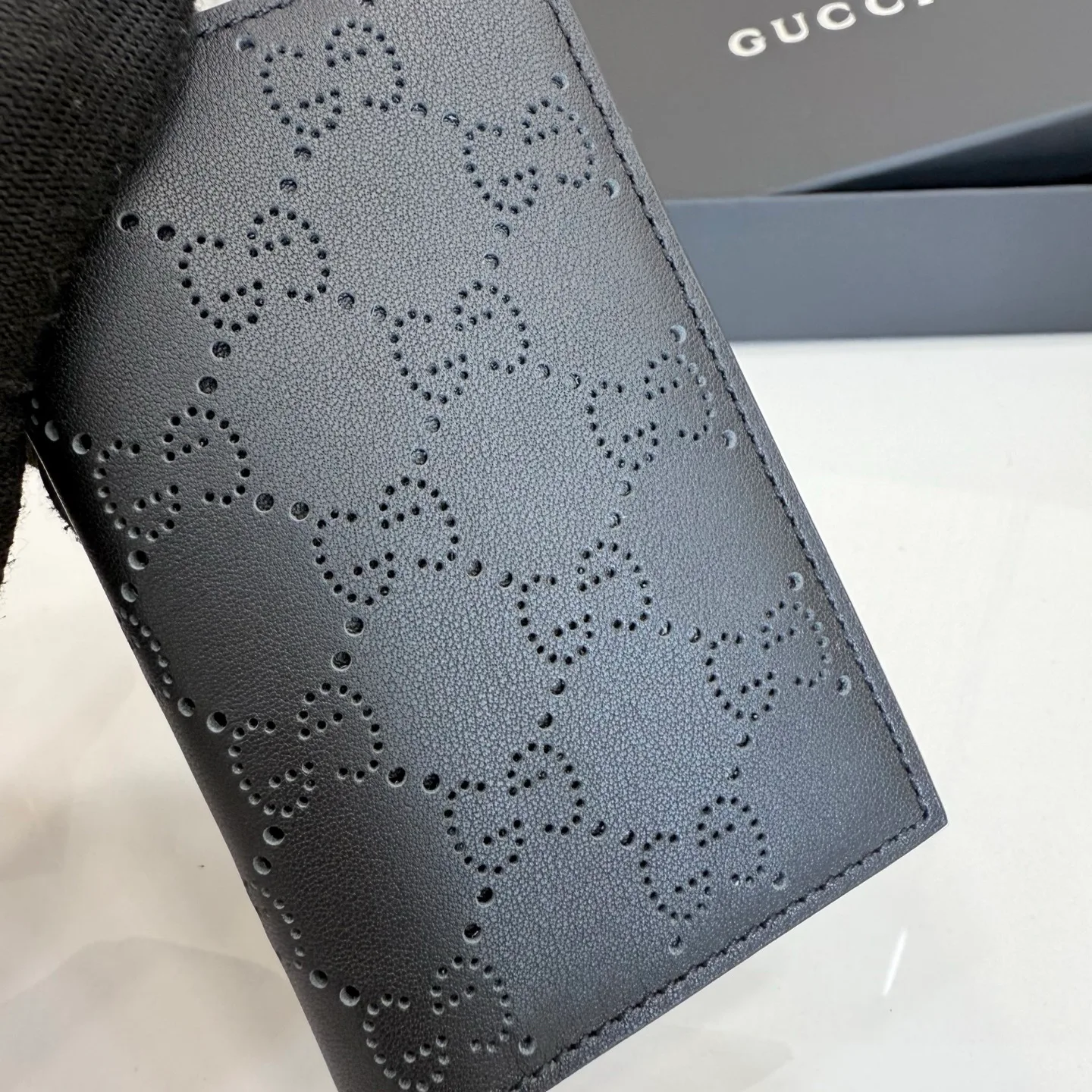 Women's Clutches GUCCI 17948258