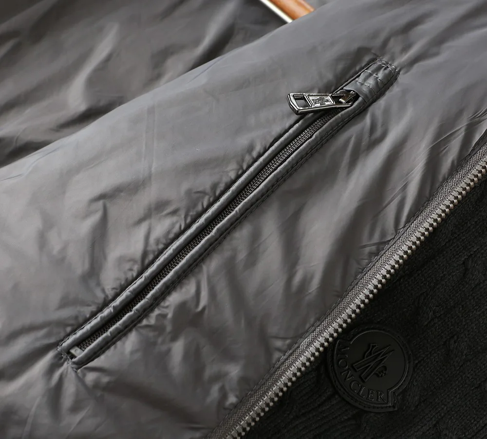 Men's Jackets And Down Jackets MONCLER 18369154