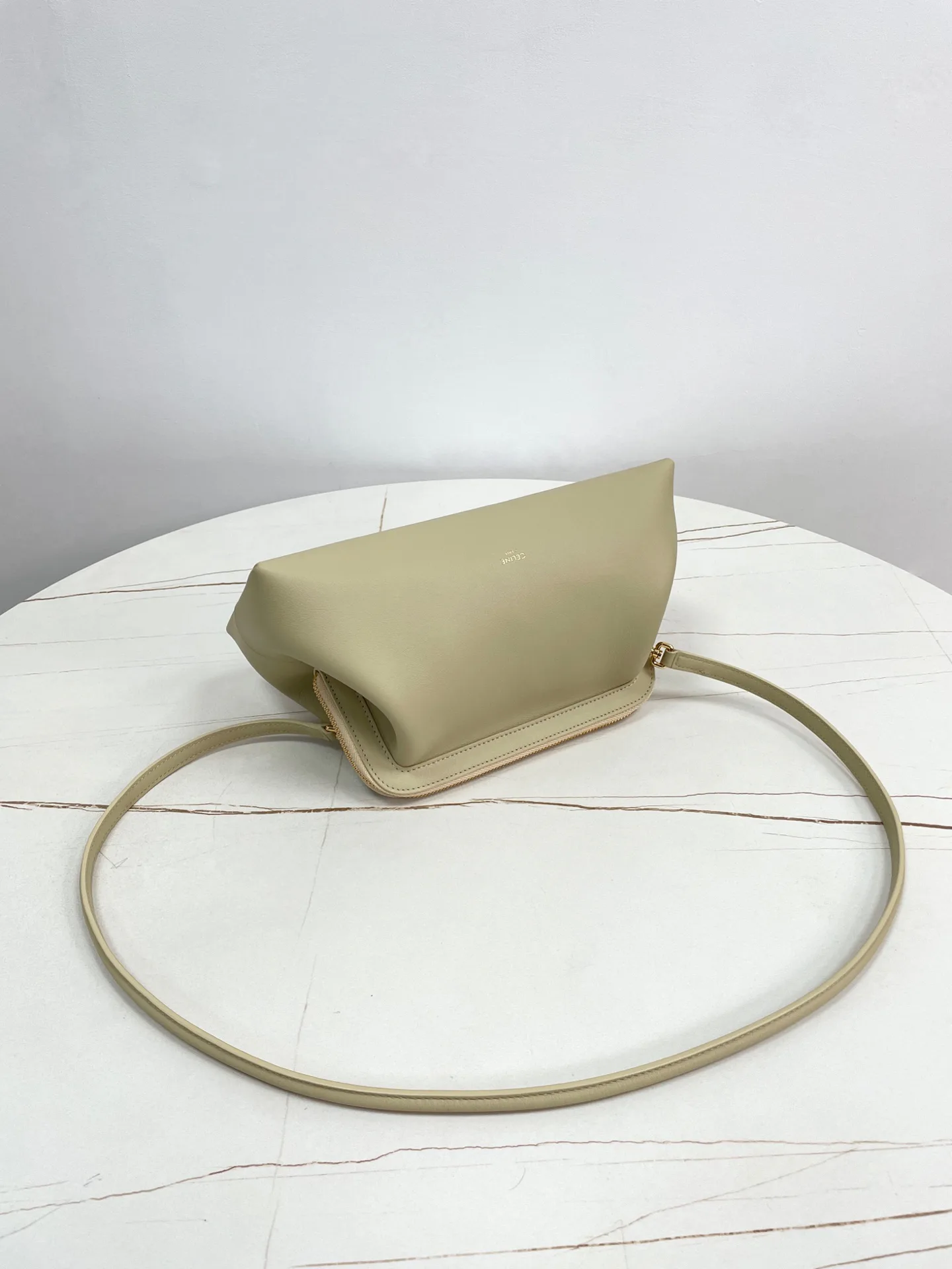 Women's Classic Handbags CELINE 17852570