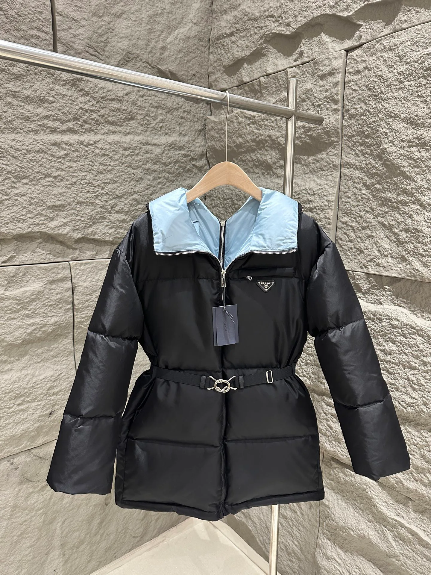 Women's Jackets And Down Jackets PRADA 18411262