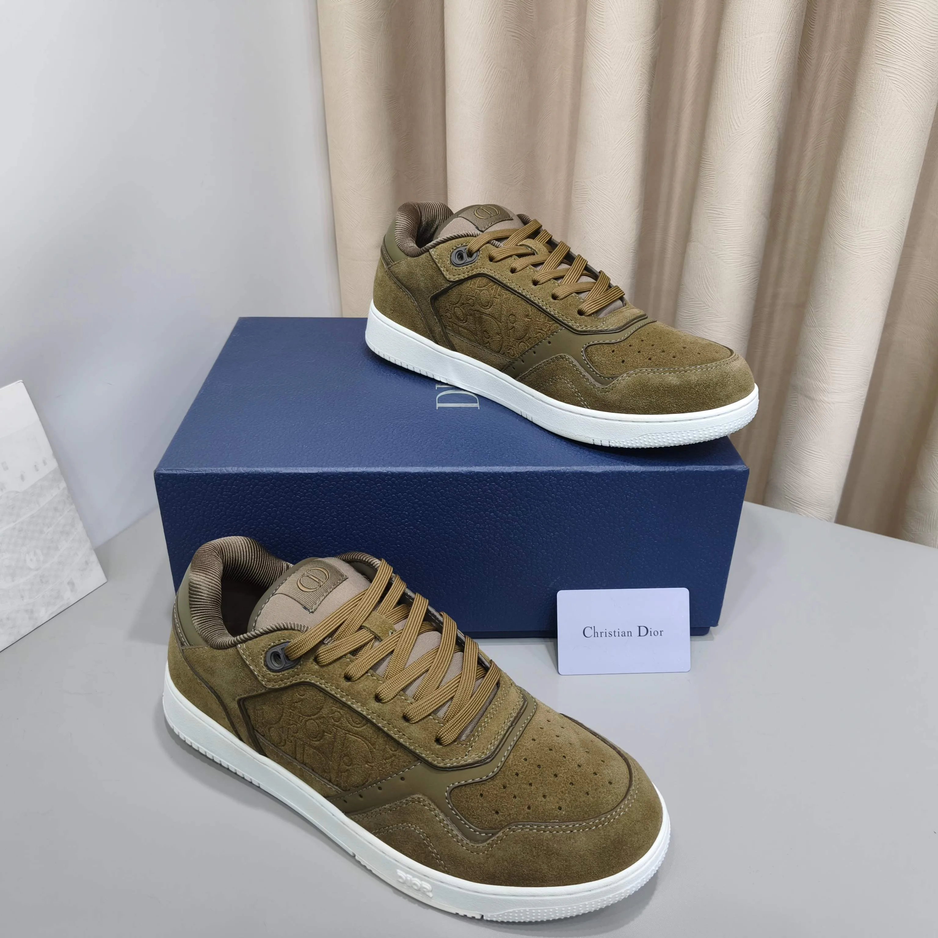 Women's Sneakers CHRISTIAN DIOR 17988882