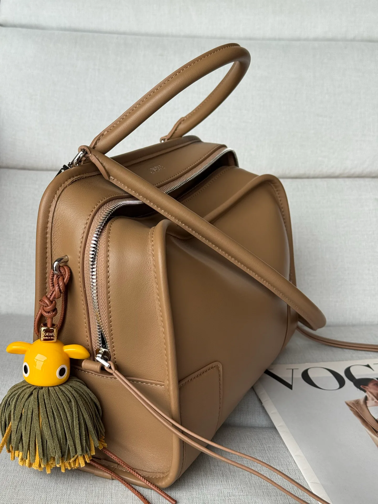 Women's Classic Handbags LOEWE 17679816