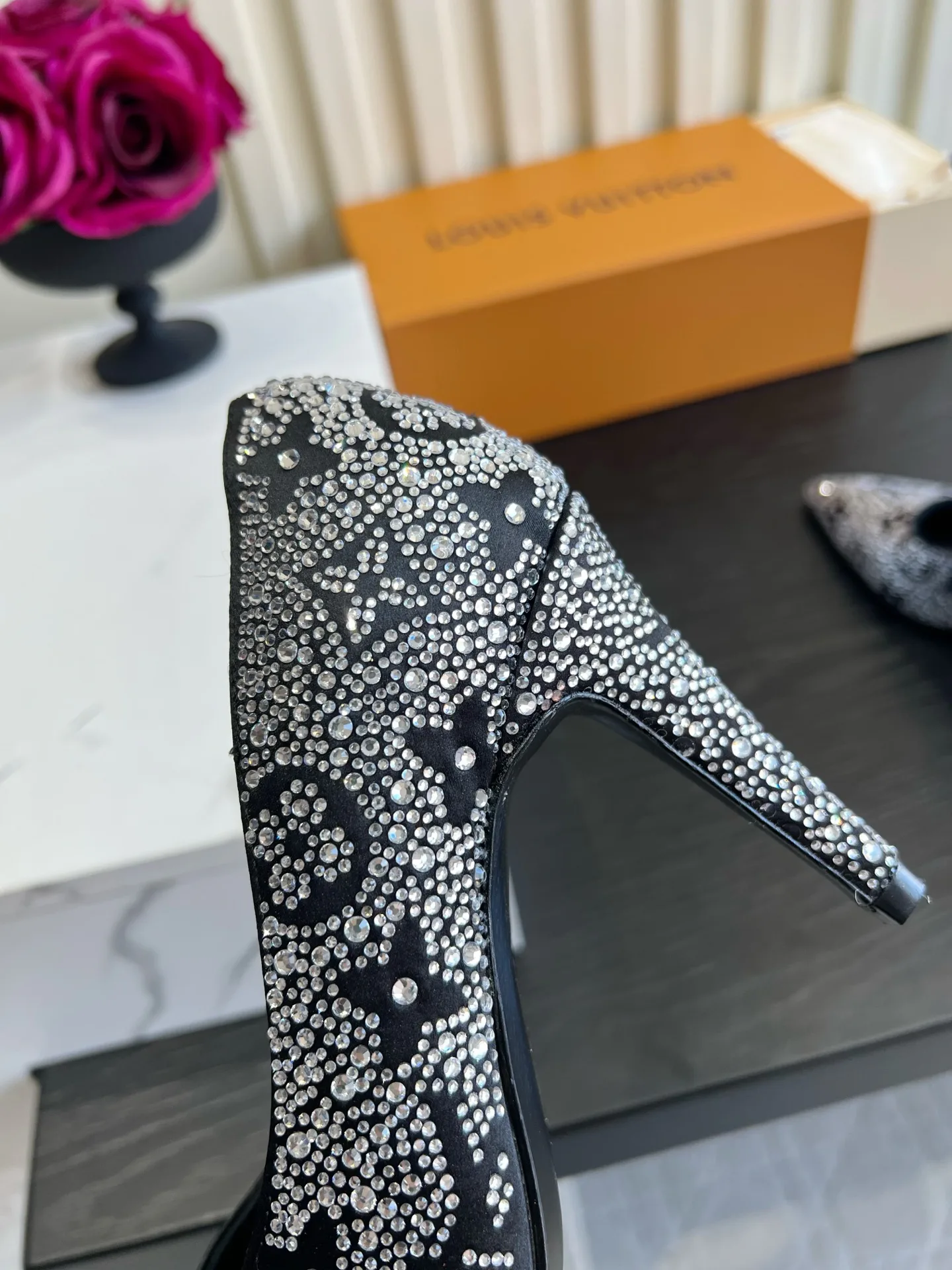 Women's Heels LOUIS VUITTON 18152244
