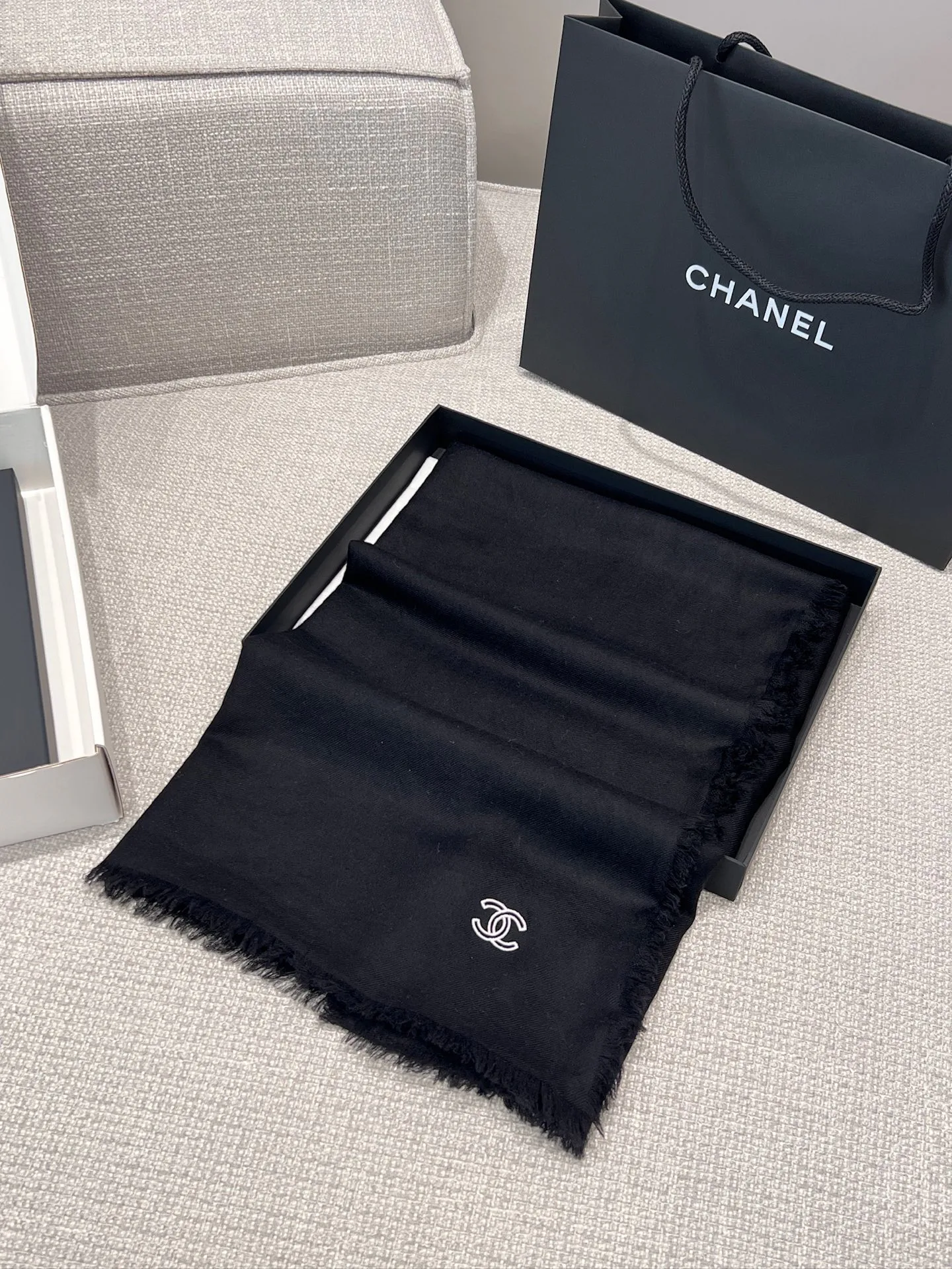 Scarves CHANEL 18141119
