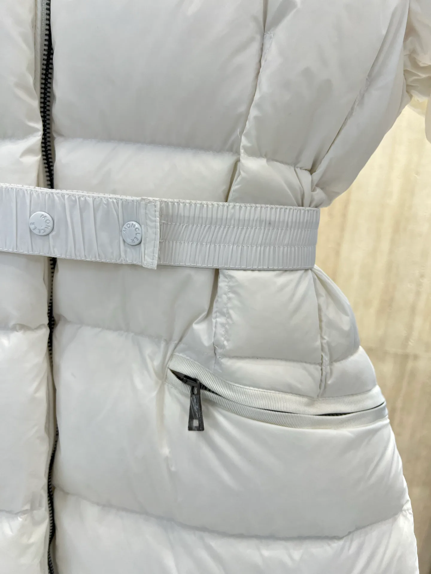 Men's Jackets And Down Jackets MONCLER 18434508