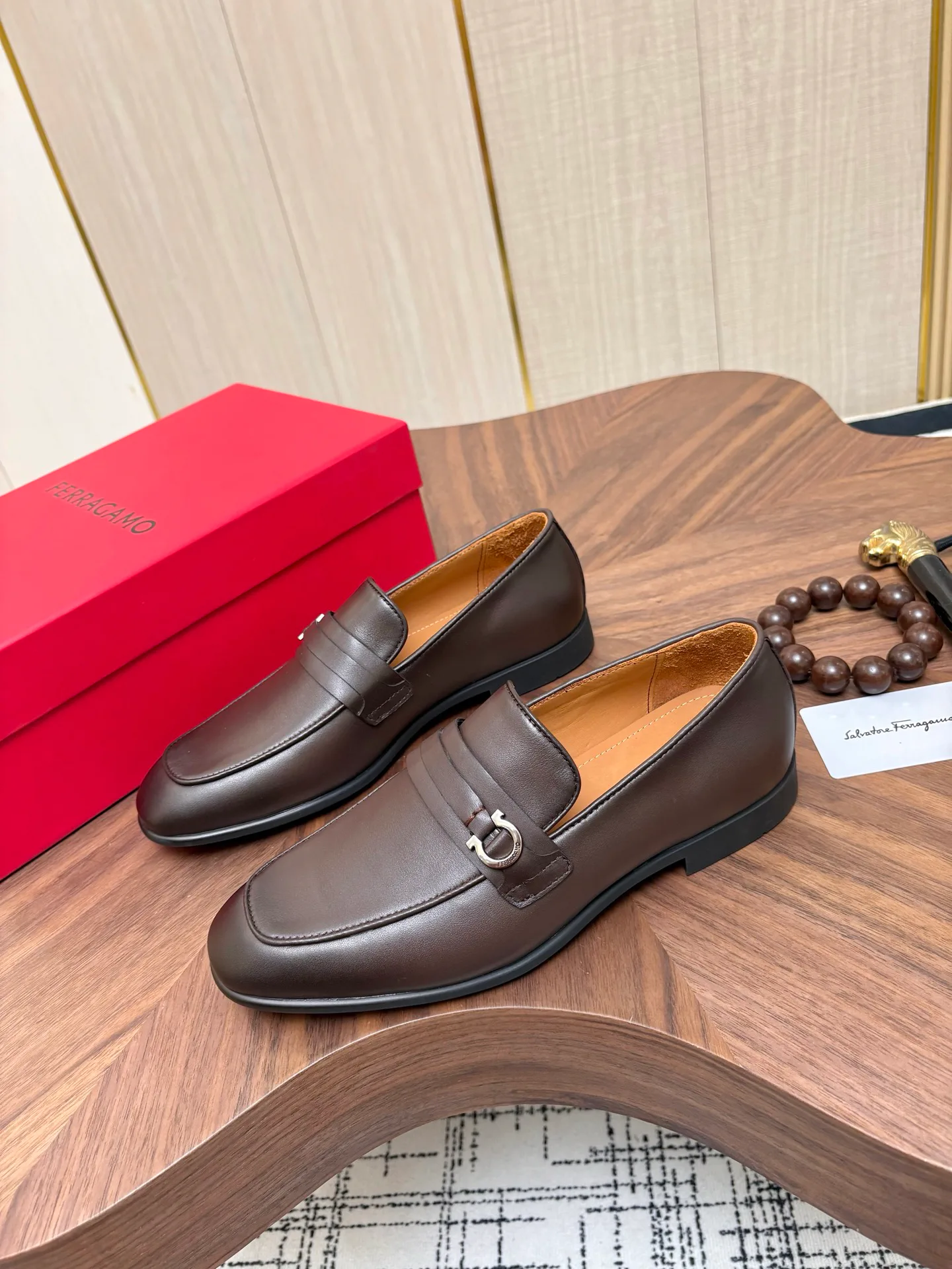 Men's Loafers And Dress Shoes SALVATORE FERRAGAMO 18257094