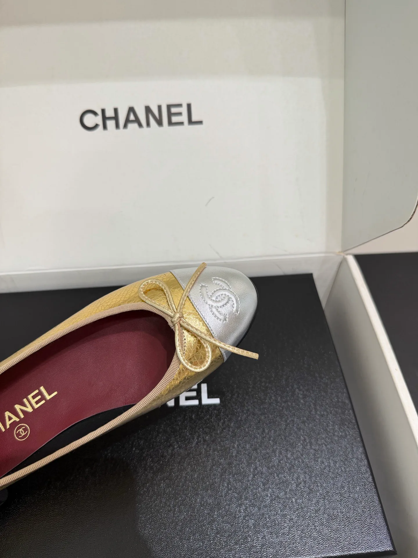 Women's Ballet Flats CHANEL 18080127