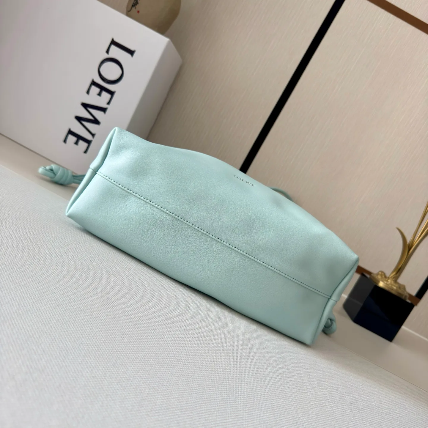 Women's Classic Handbags LOEWE 17829105