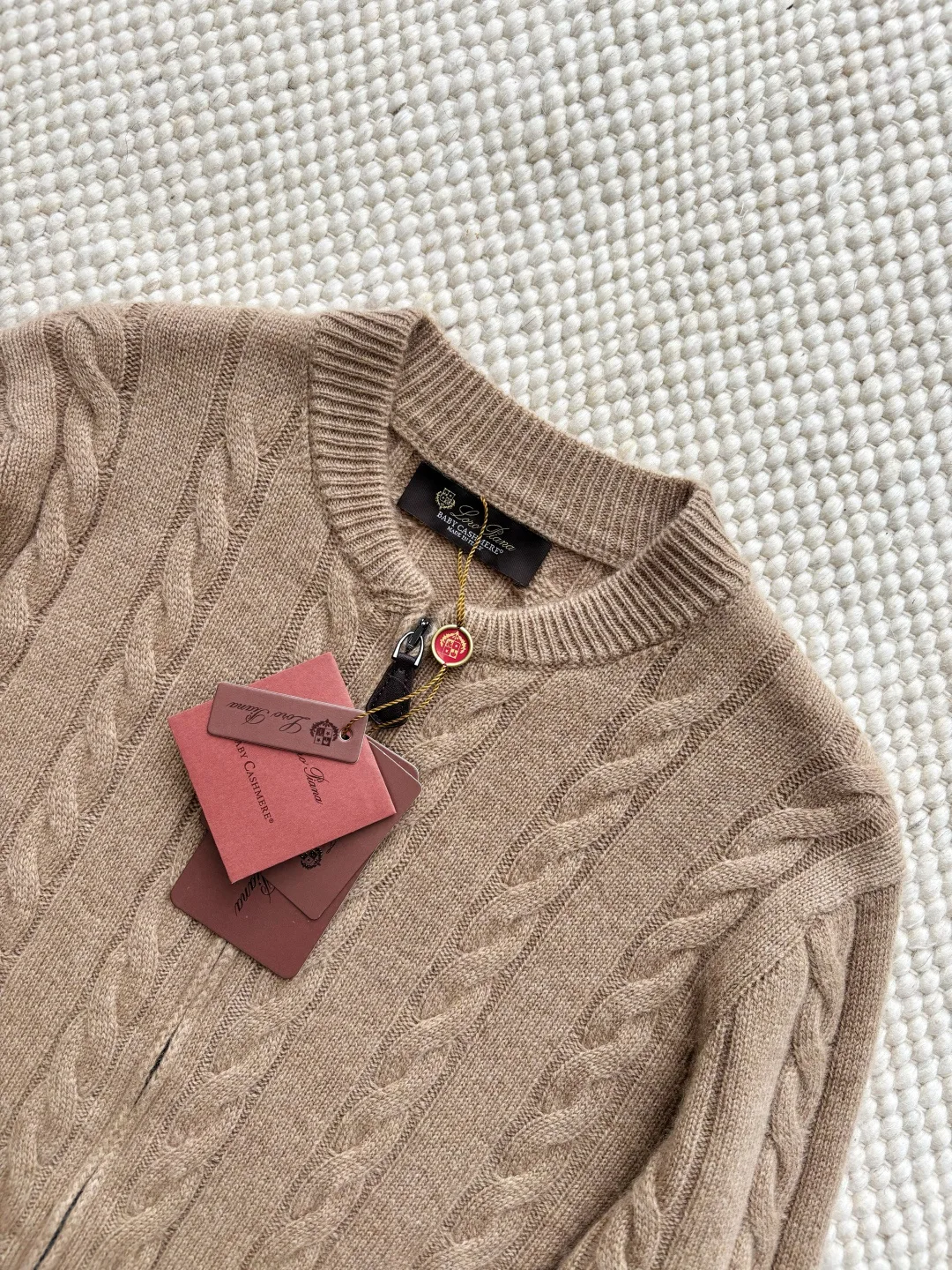 Women's Jumpers And Sweaters LORO PIANA 18050079