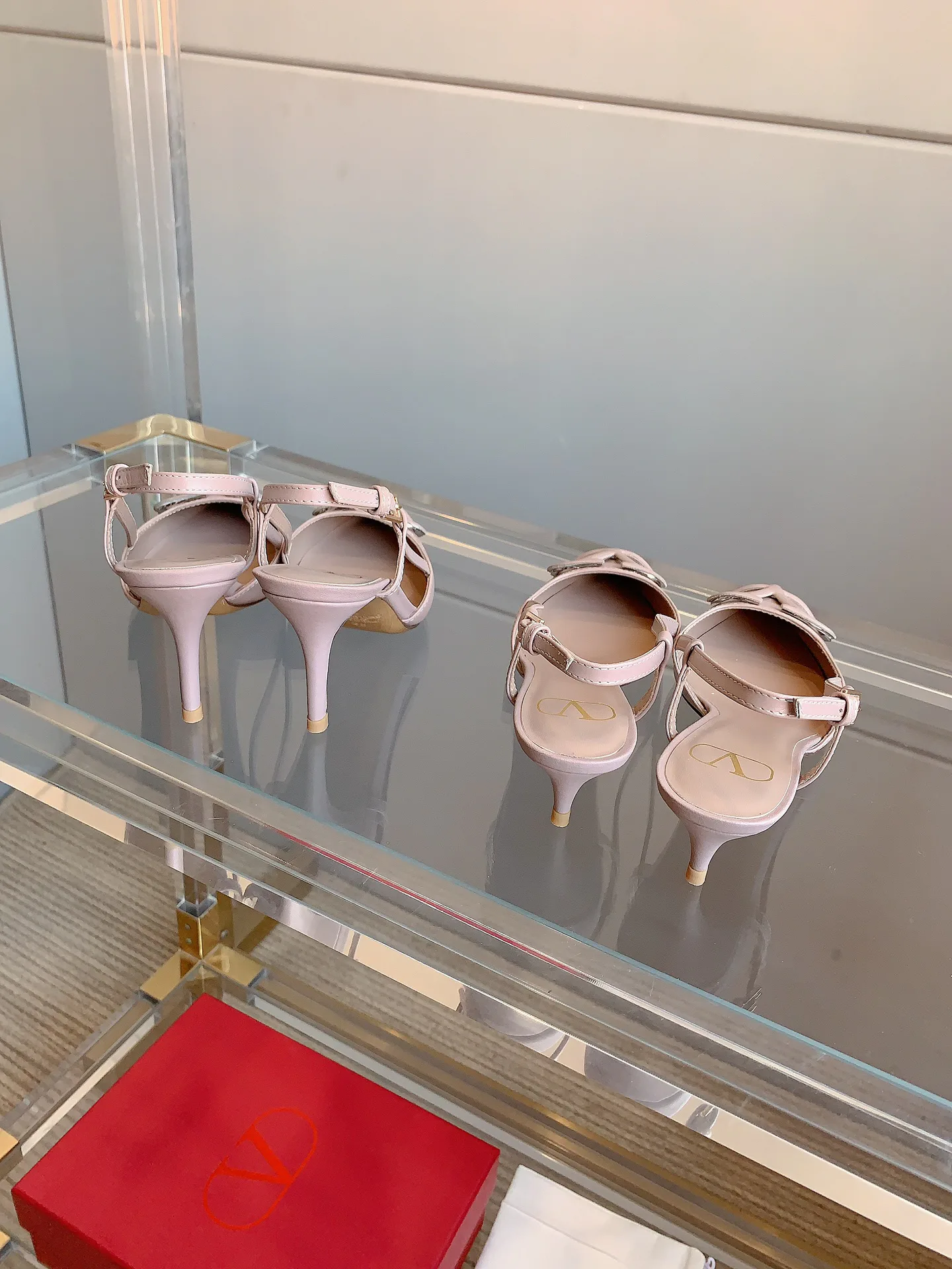 Women's Heels VALENTINO 17854408