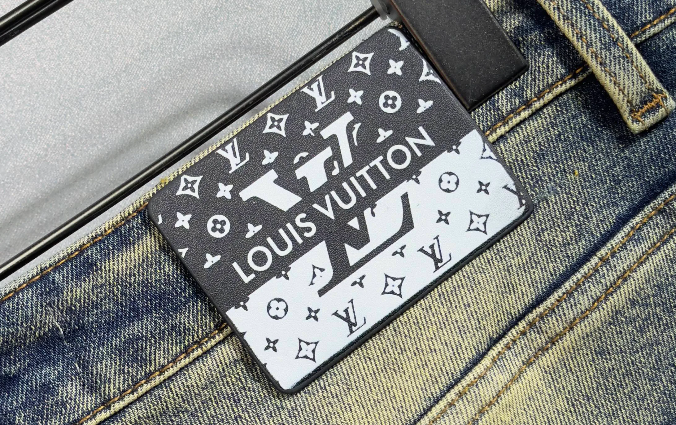 Men's Jeans LOUIS VUITTON 18098352