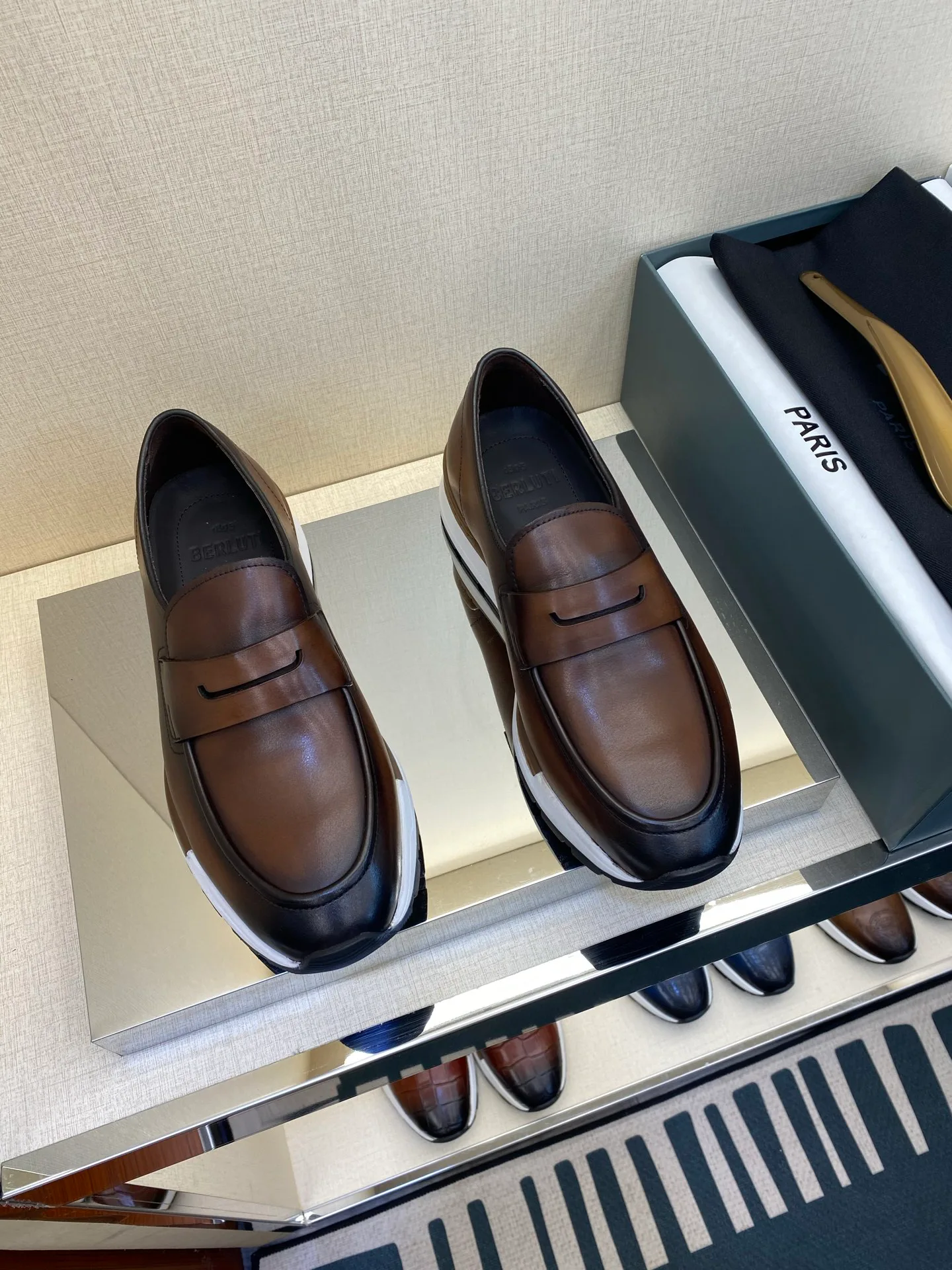 Men's Loafers And Dress Shoes BERLUTI 17971903