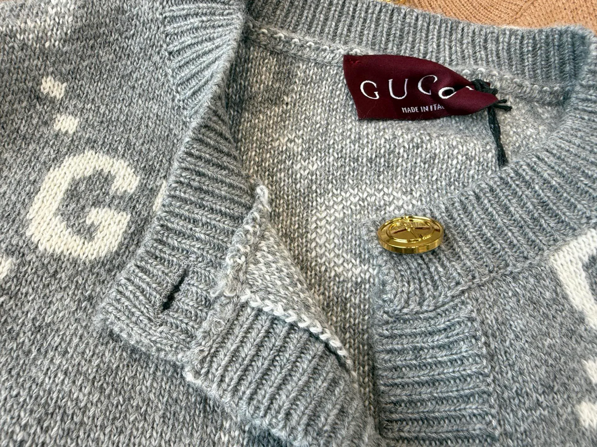 Women's Jumpers And Sweaters GUCCI 17720014