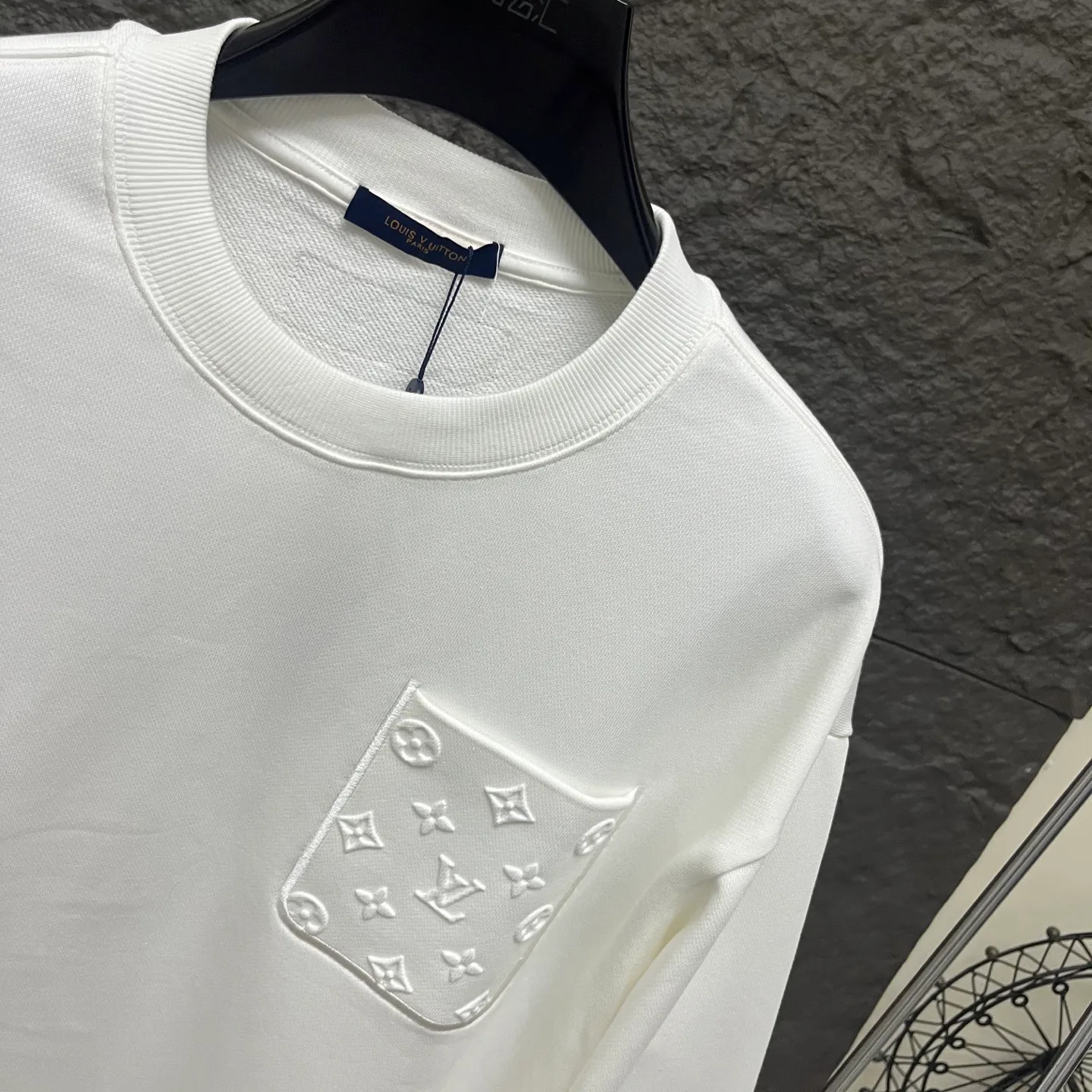 Men's Sweatshirts And Hoodies LOUIS VUITTON 18392301