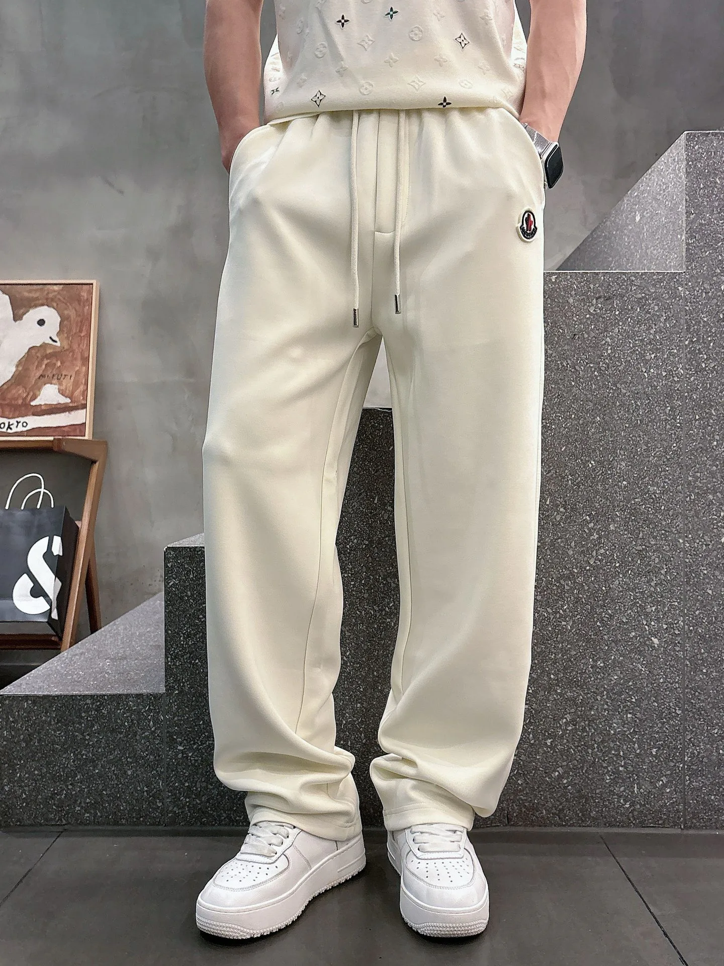 Брюки Мужские Moncler 18596869