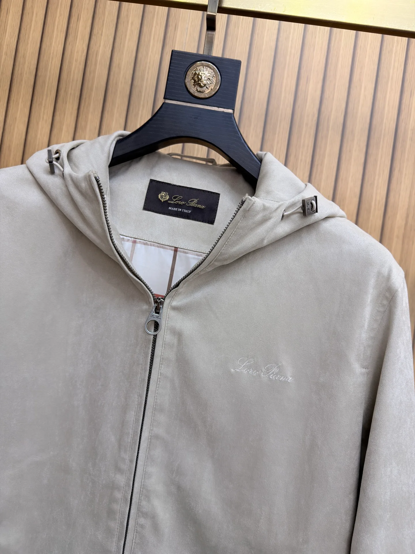 Men's Jackets And Down Jackets LORO PIANA 18157024
