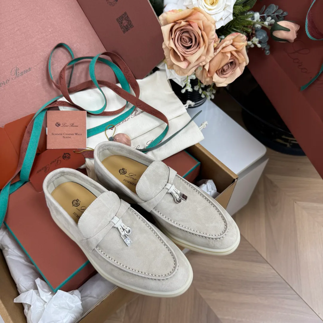 Women's Loafers And Moccasins LORO PIANA 17780258