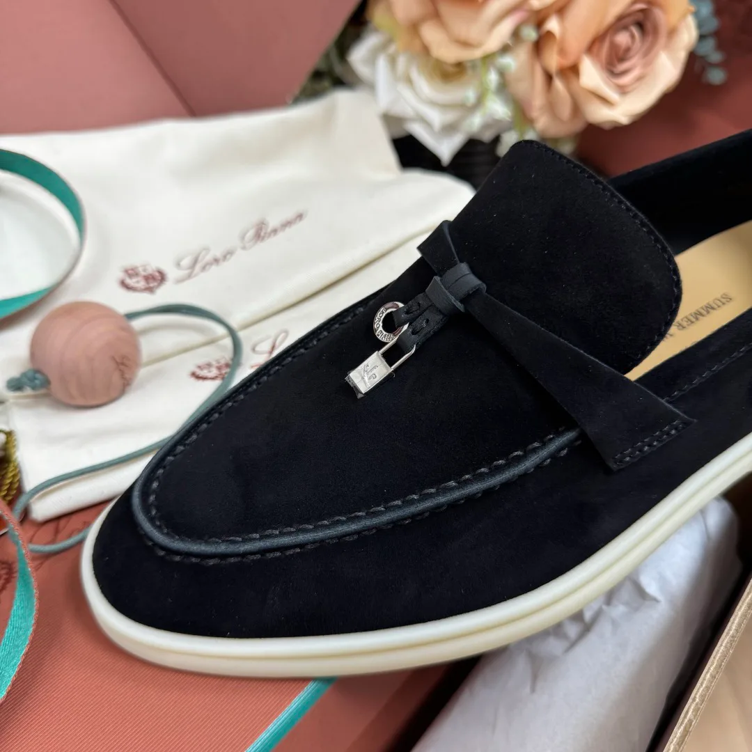 Women's Loafers And Moccasins LORO PIANA 17780256