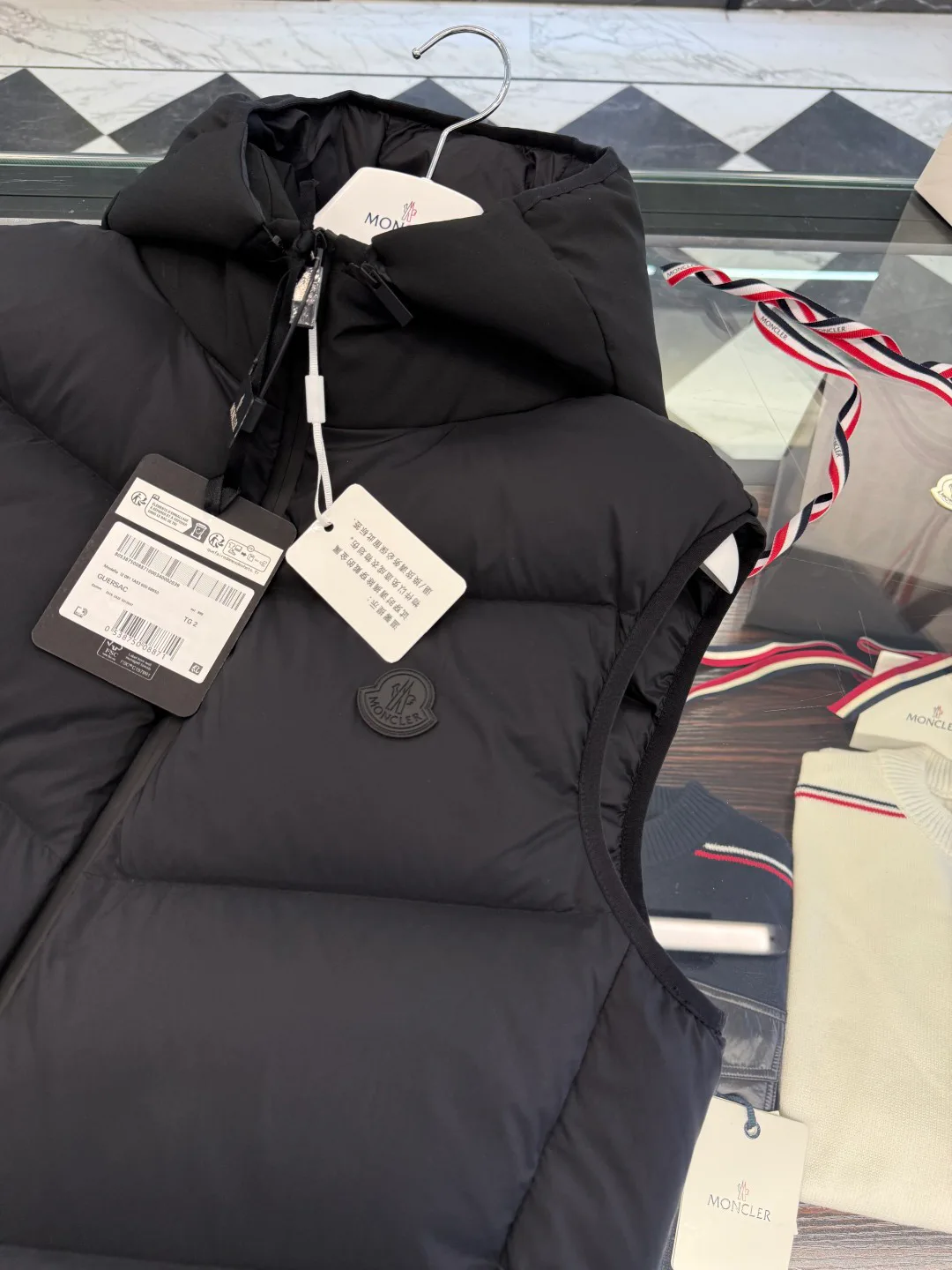 Men's Vests MONCLER 18007723