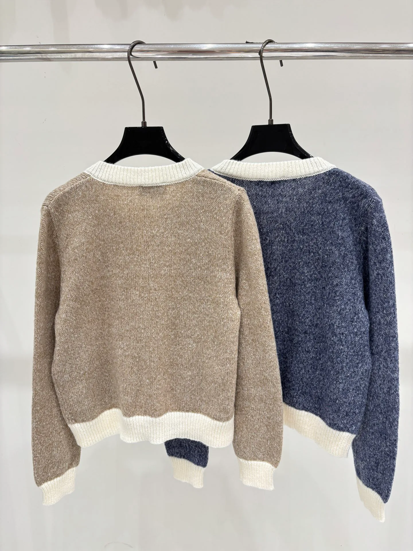 Women's Jumpers And Sweaters CHANEL 18540227