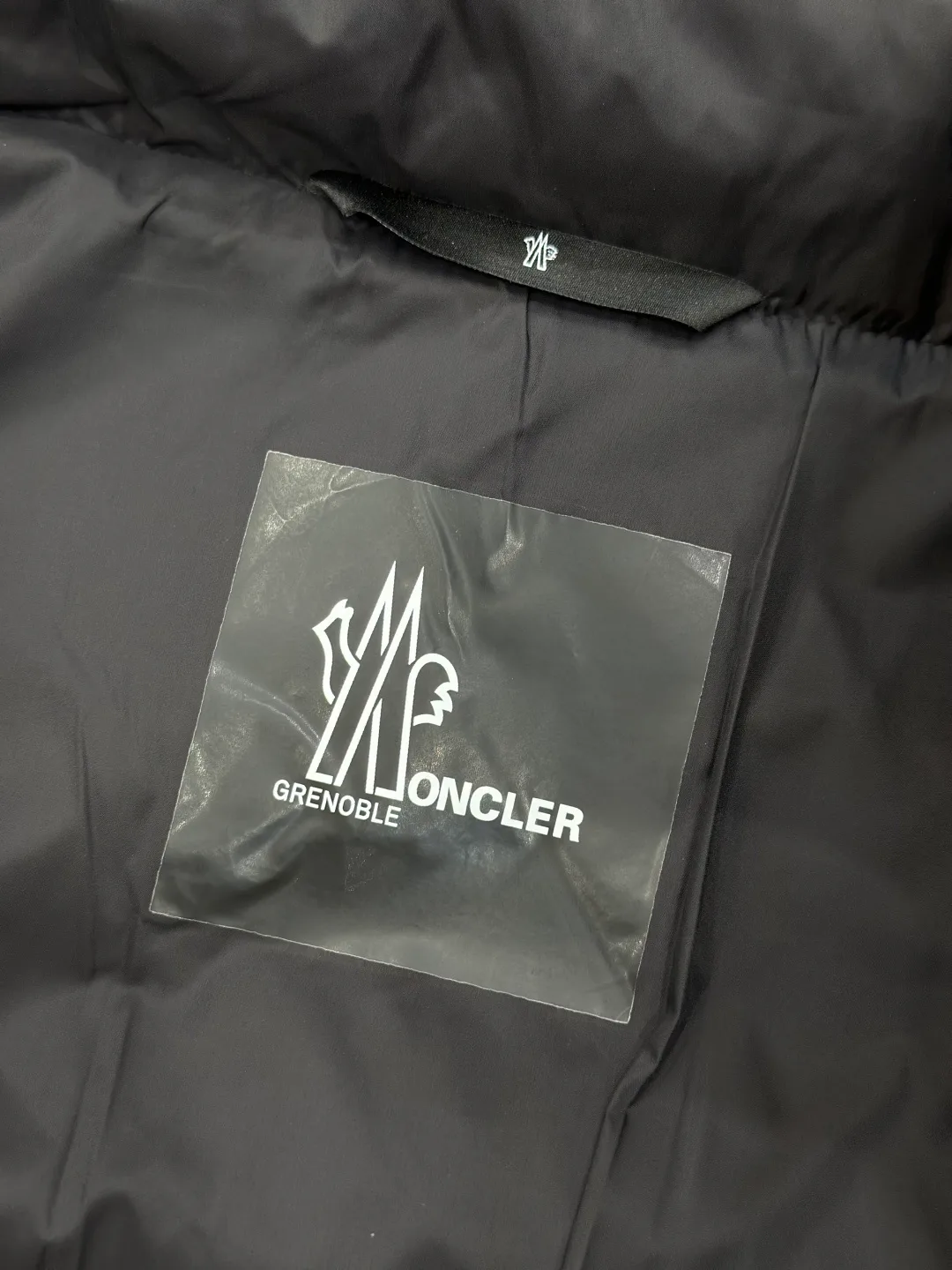 Men's Jackets And Down Jackets MONCLER 18461309