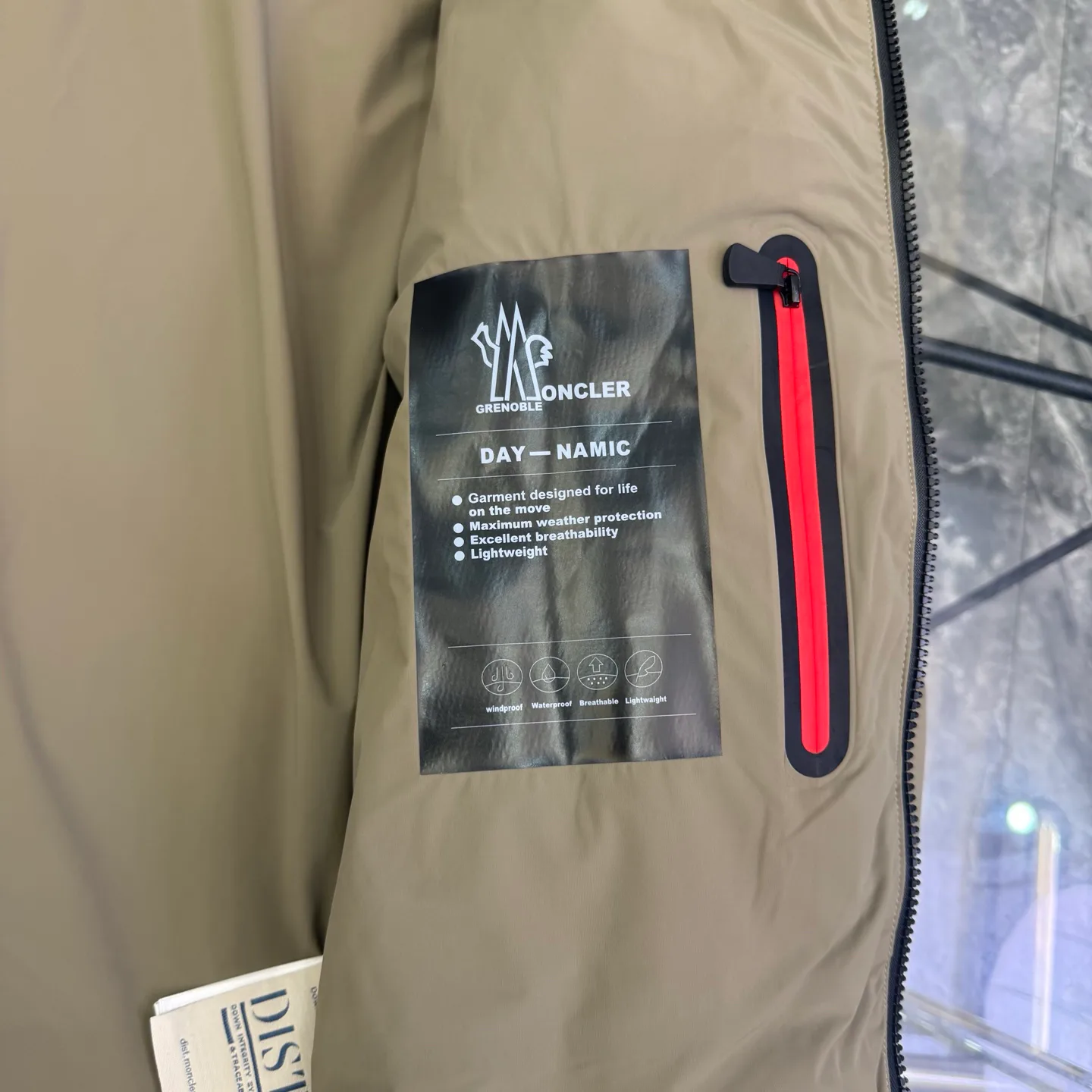 Куртки И Пуховики Мужские Moncler 18615027