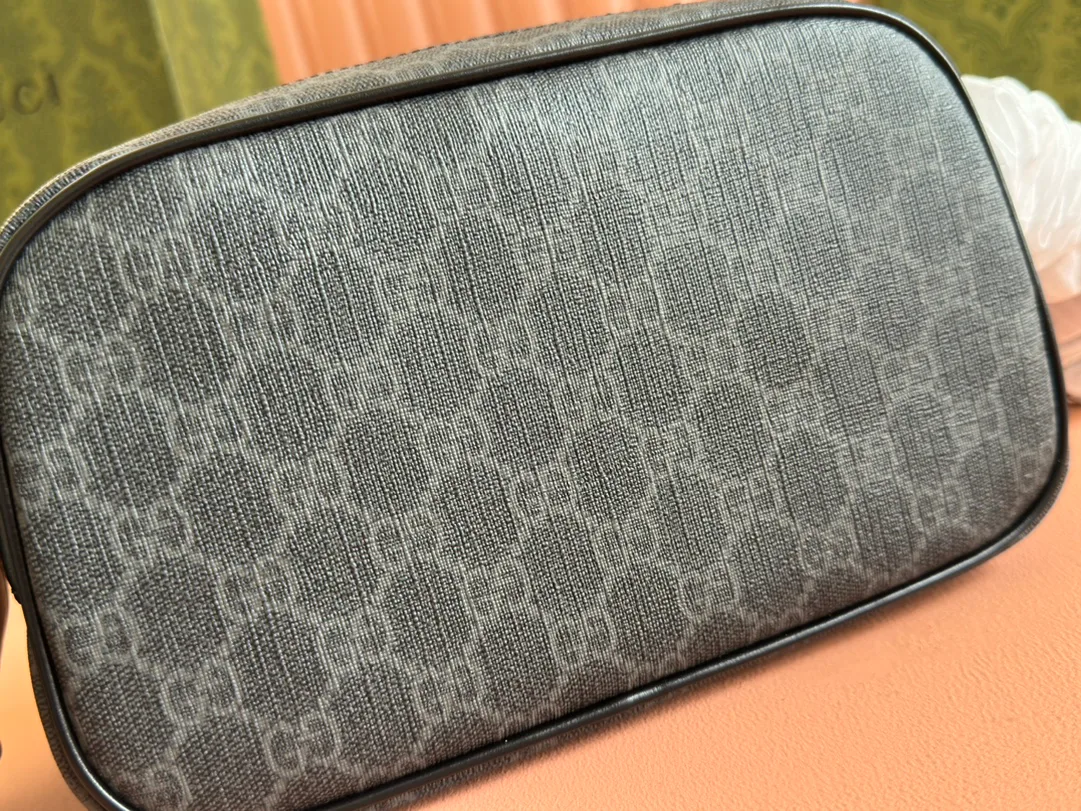 Women's Shoulder Bags GUCCI 17947635