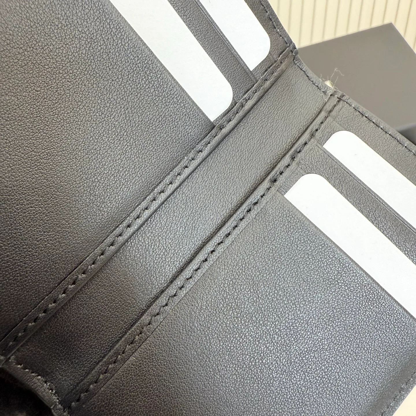 Women's Clutches GUCCI 17948258