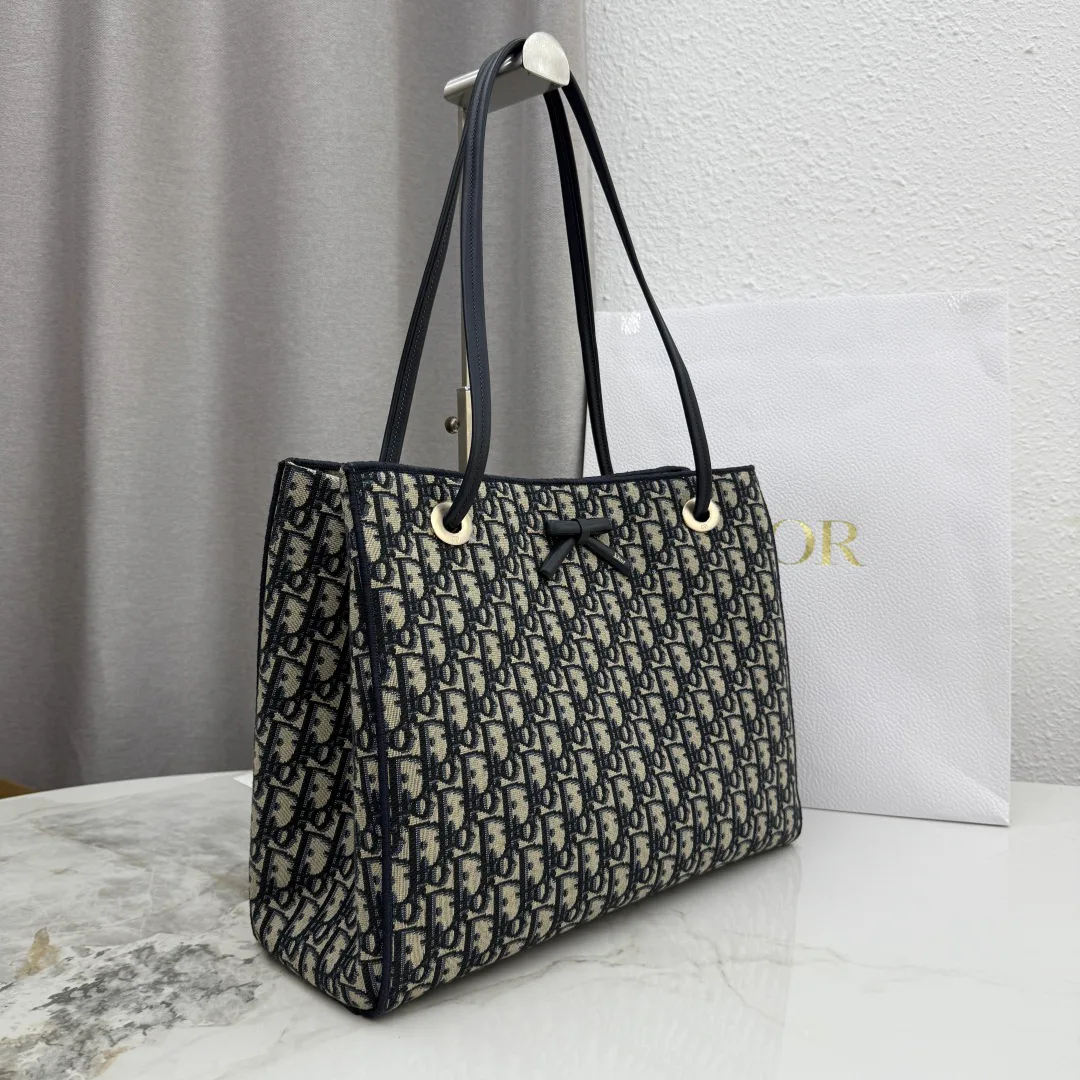 Women's Classic Handbags CHRISTIAN DIOR 18187807