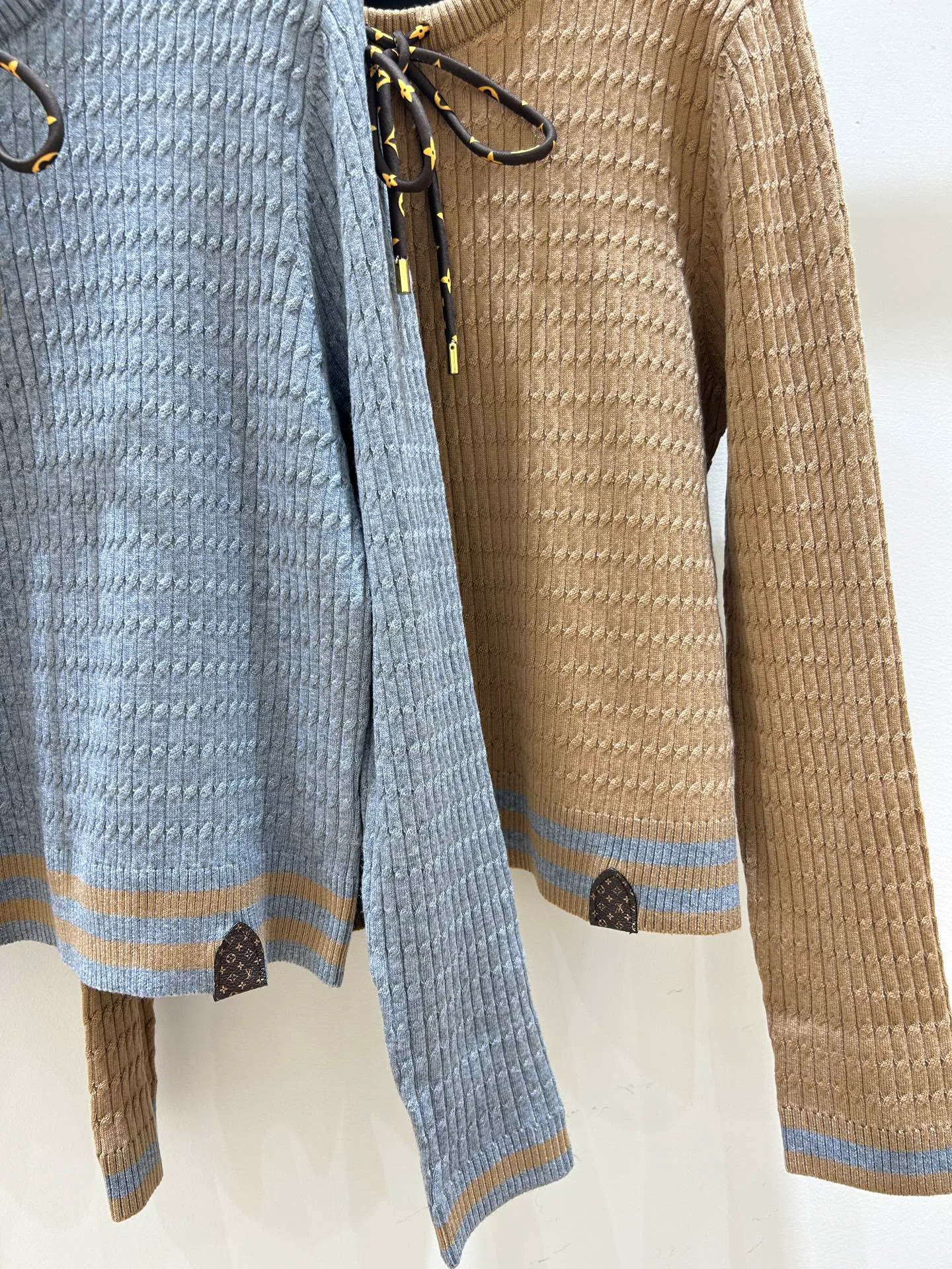 Women's Jumpers And Sweaters LOUIS VUITTON 17952920