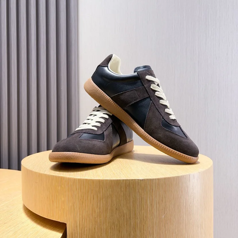 Women's Sneakers MAISON MARGIELA 17286712