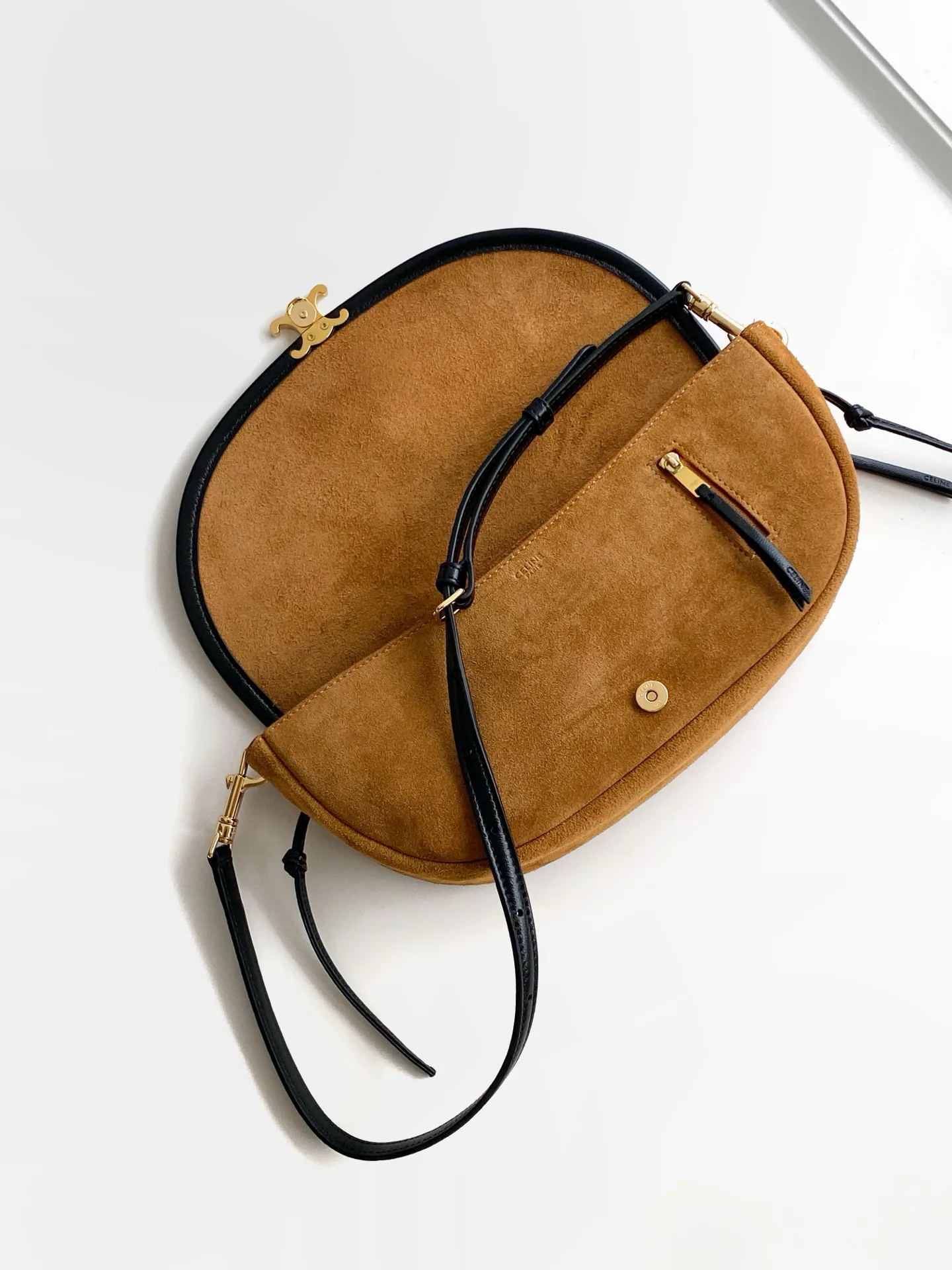 Women's Classic Handbags CELINE 18223213