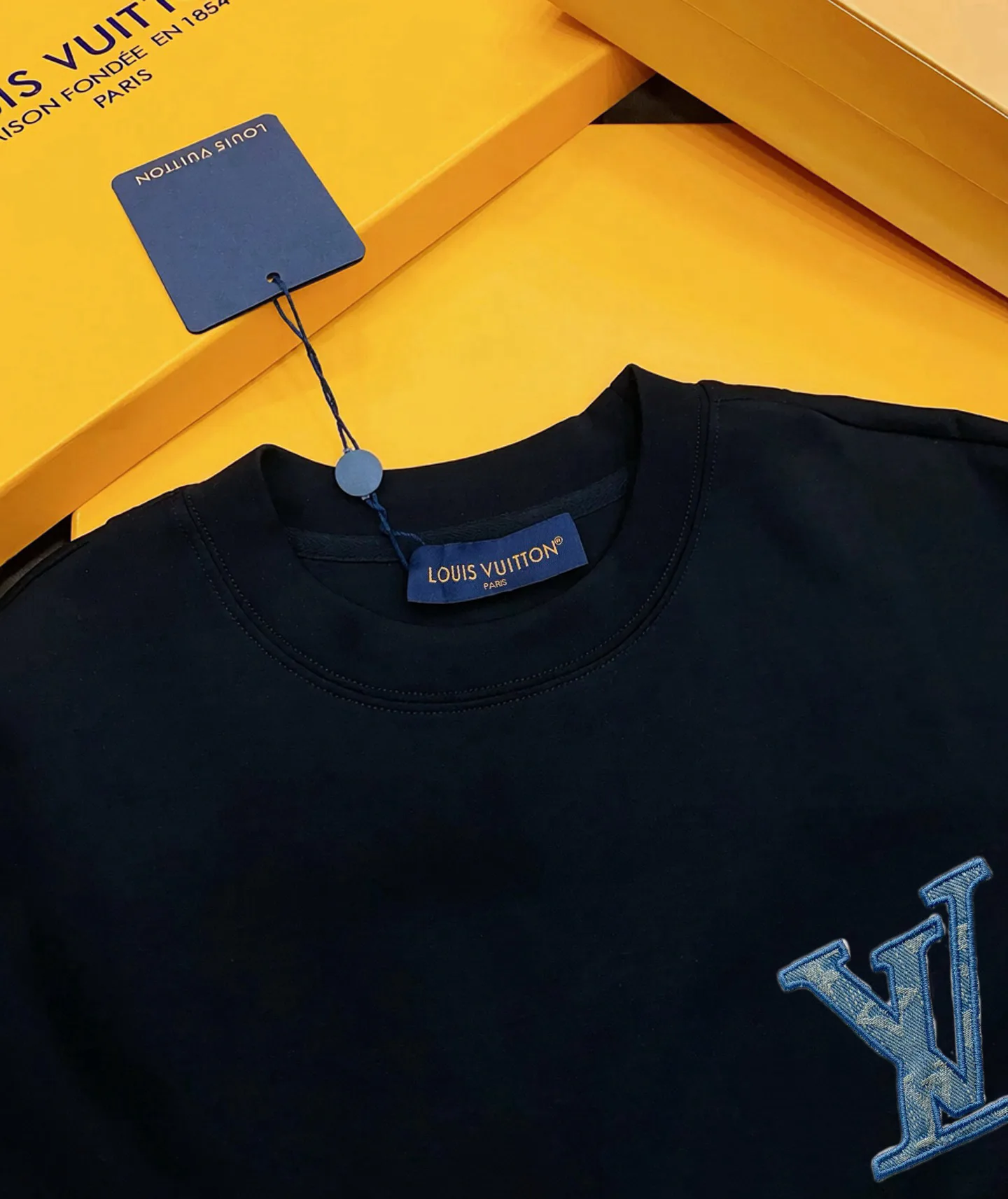 Men's T-Shirts LOUIS VUITTON 17973693