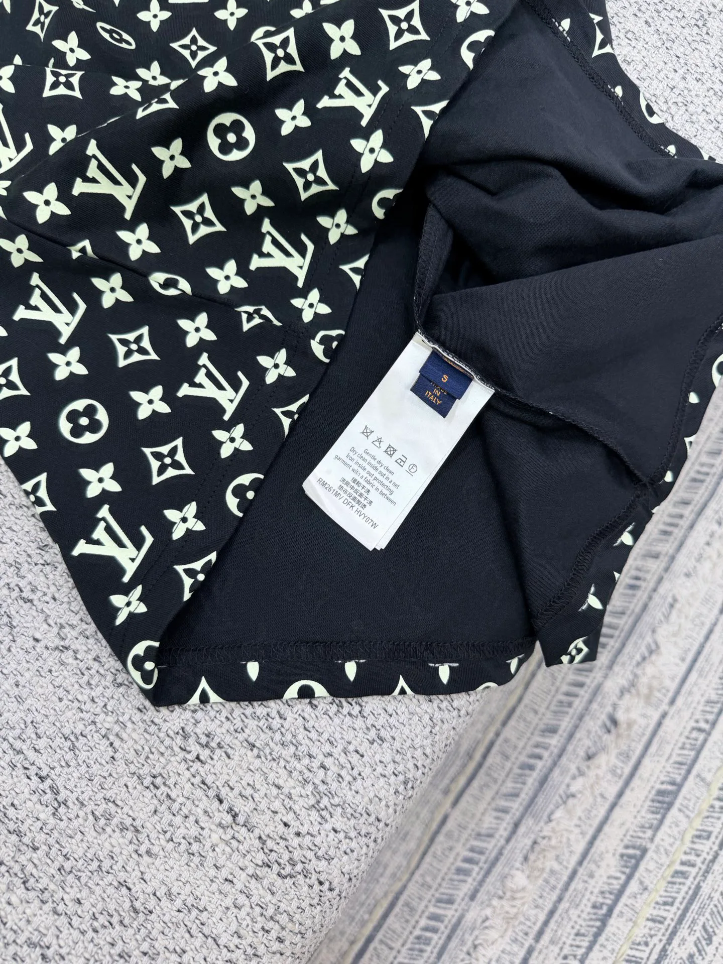 Men's T-Shirts LOUIS VUITTON 18073963
