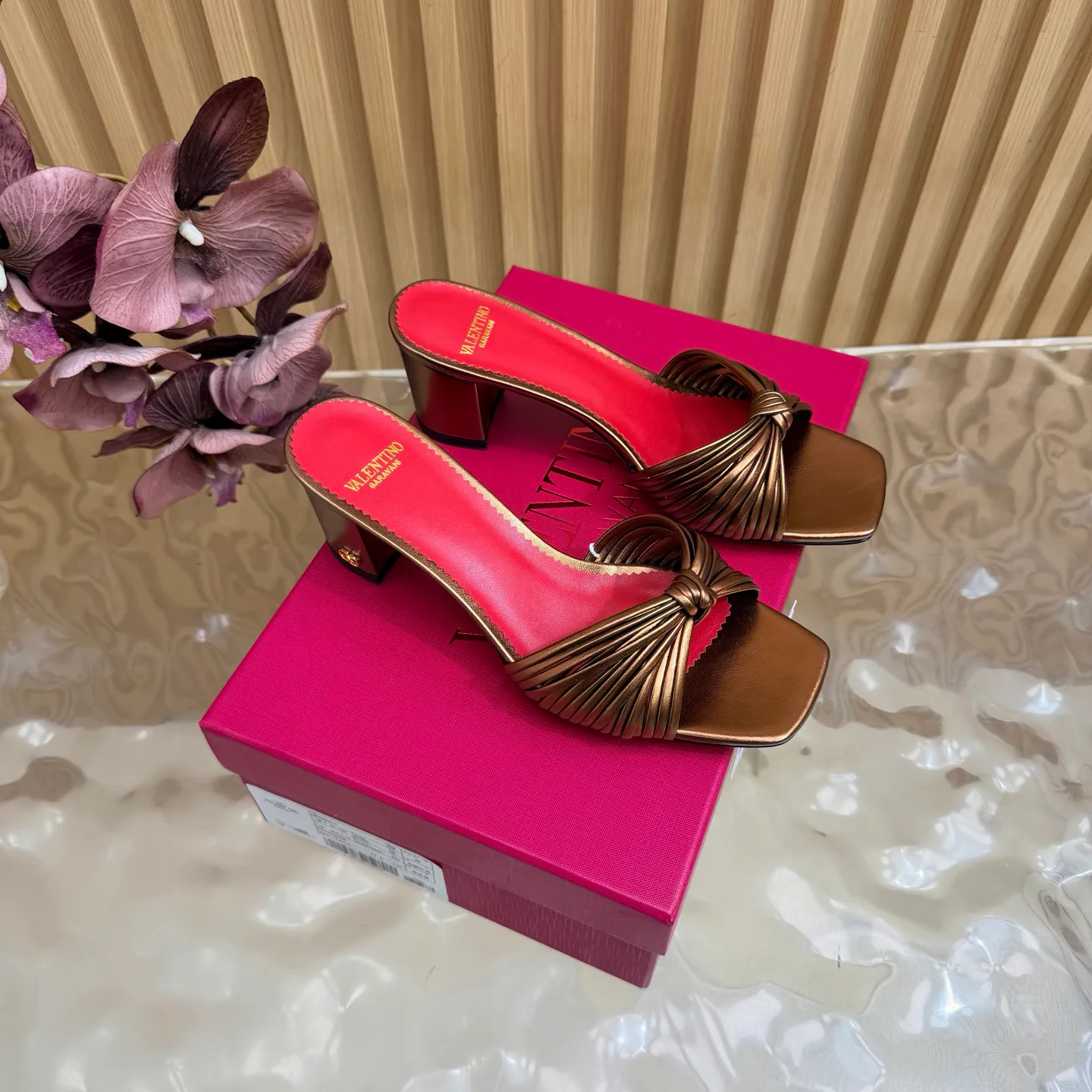 Women's Open-Toe Sandals VALENTINO 17728233
