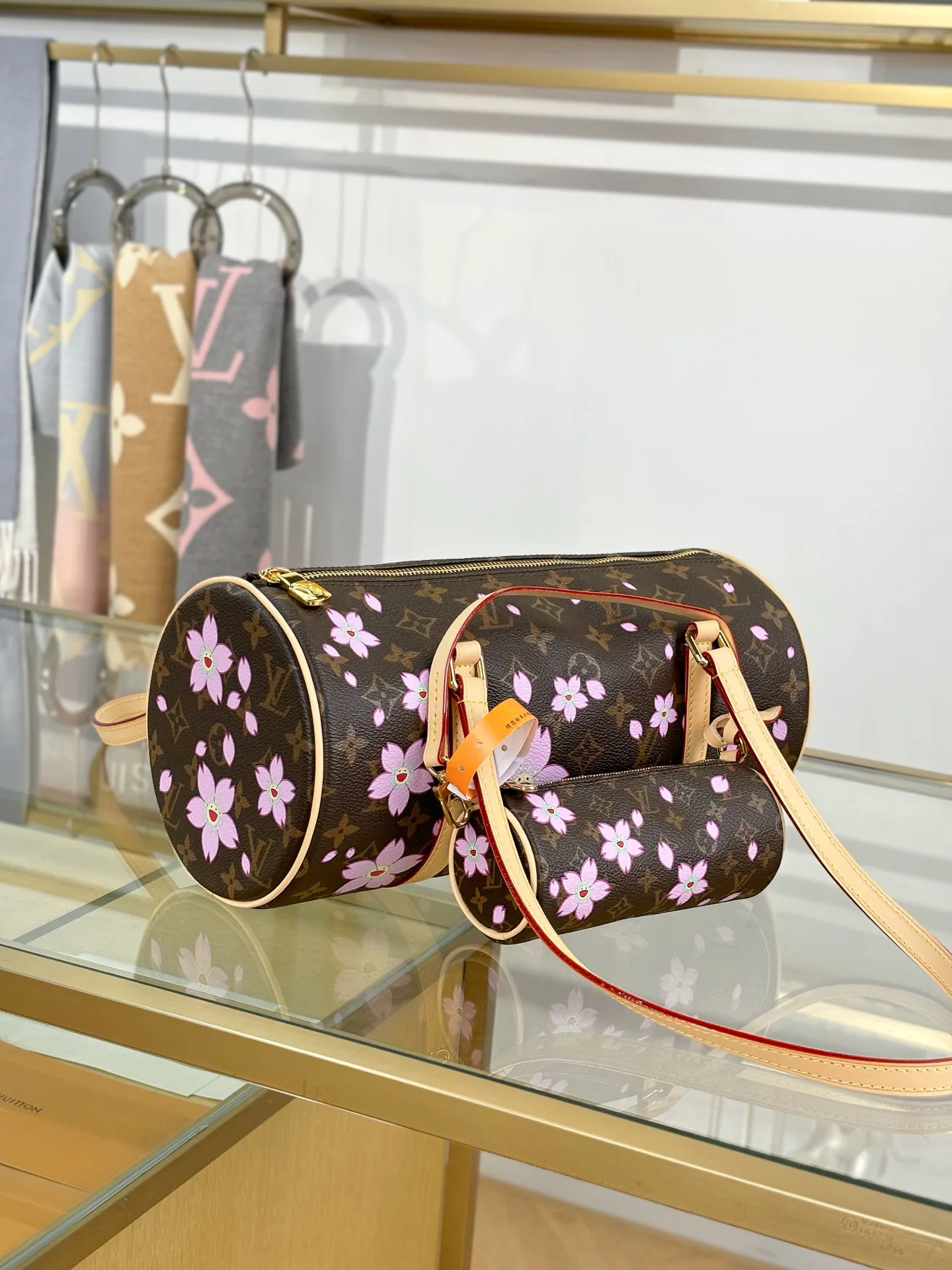 Women's Classic Handbags LOUIS VUITTON 17979877