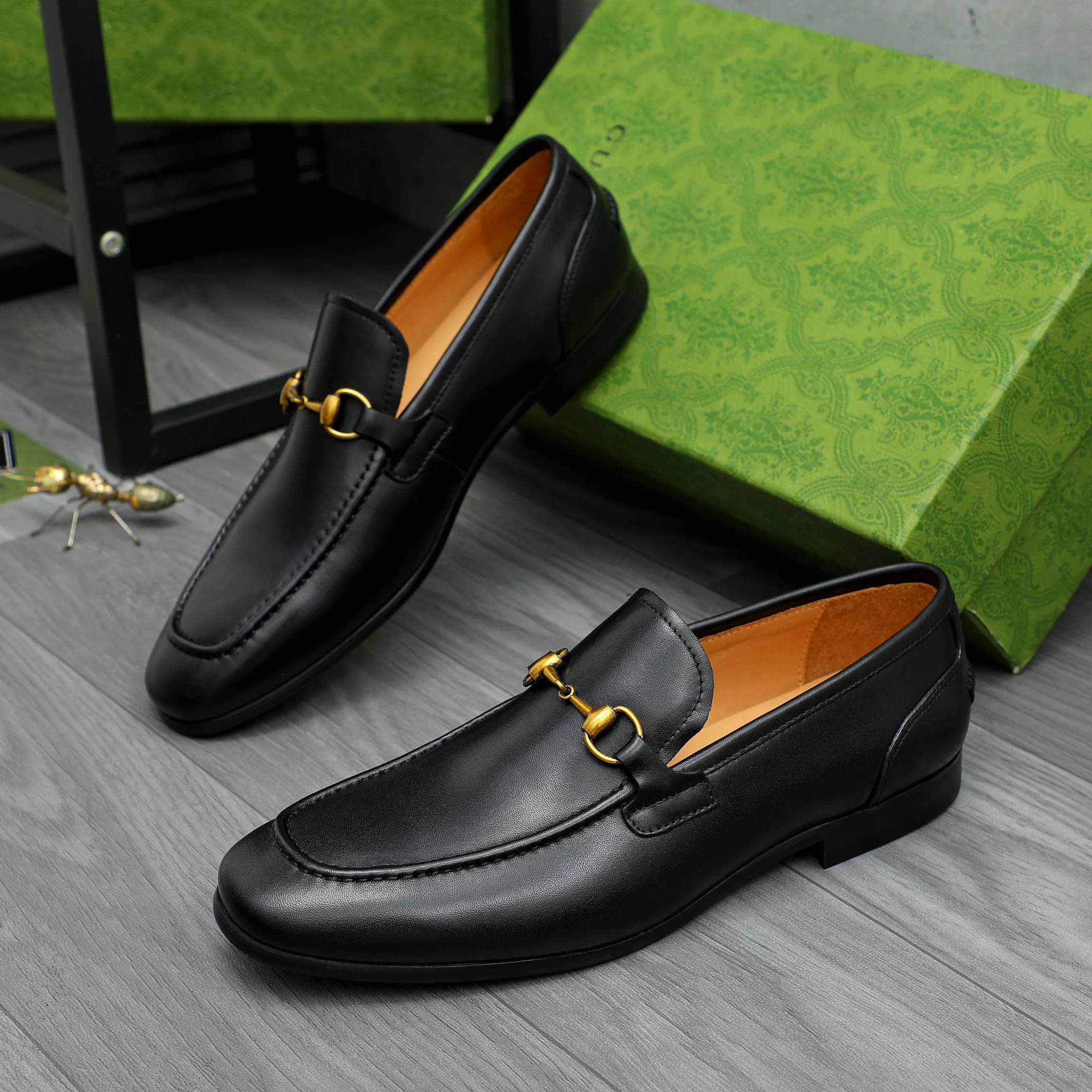 Men's Loafers And Dress Shoes GUCCI 19559262