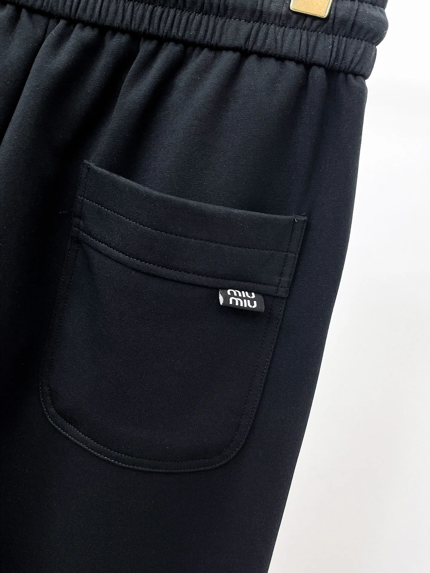 Men's Trousers MIU MIU 18197374