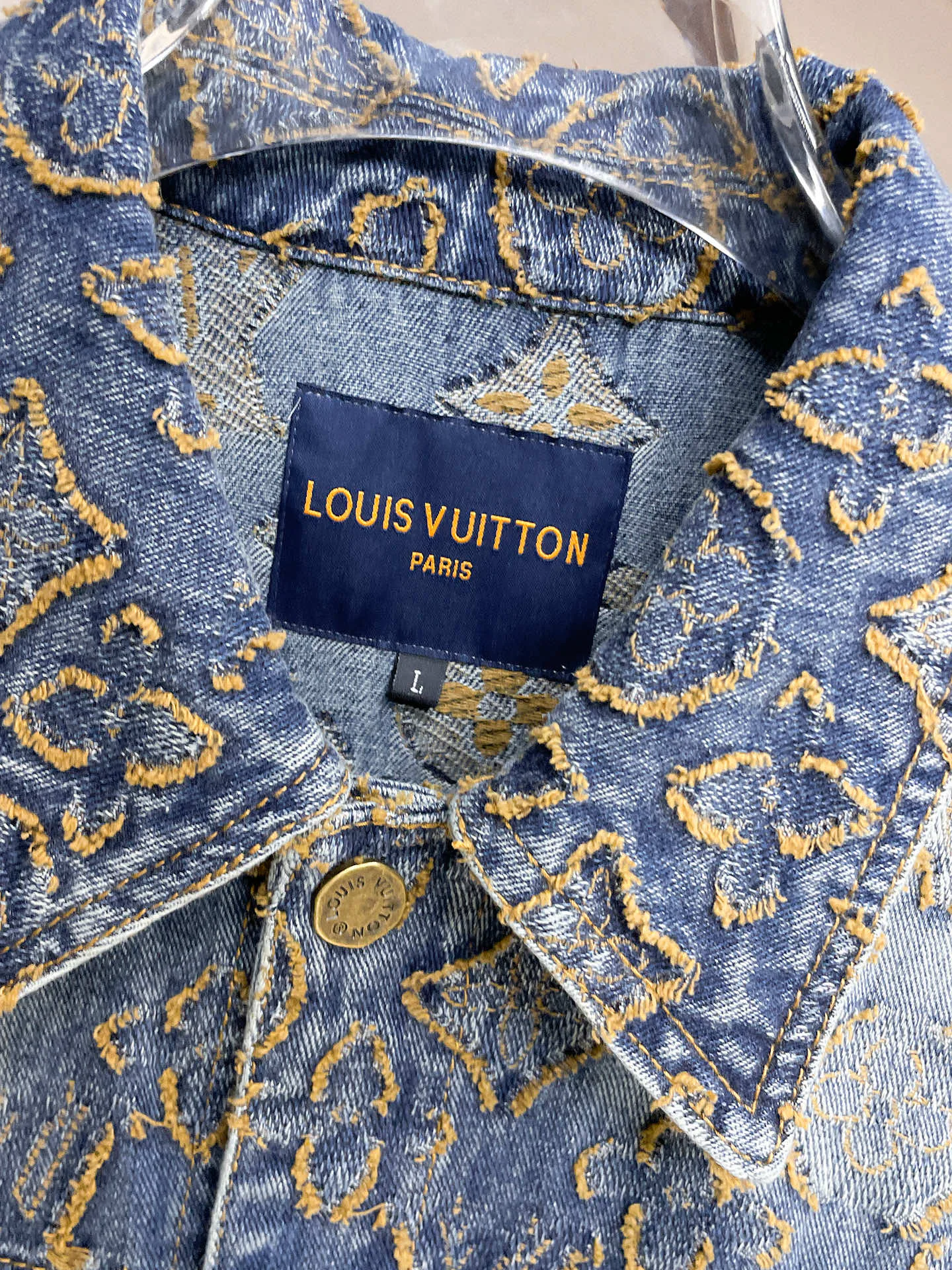 Men's Jackets And Down Jackets LOUIS VUITTON 18197210